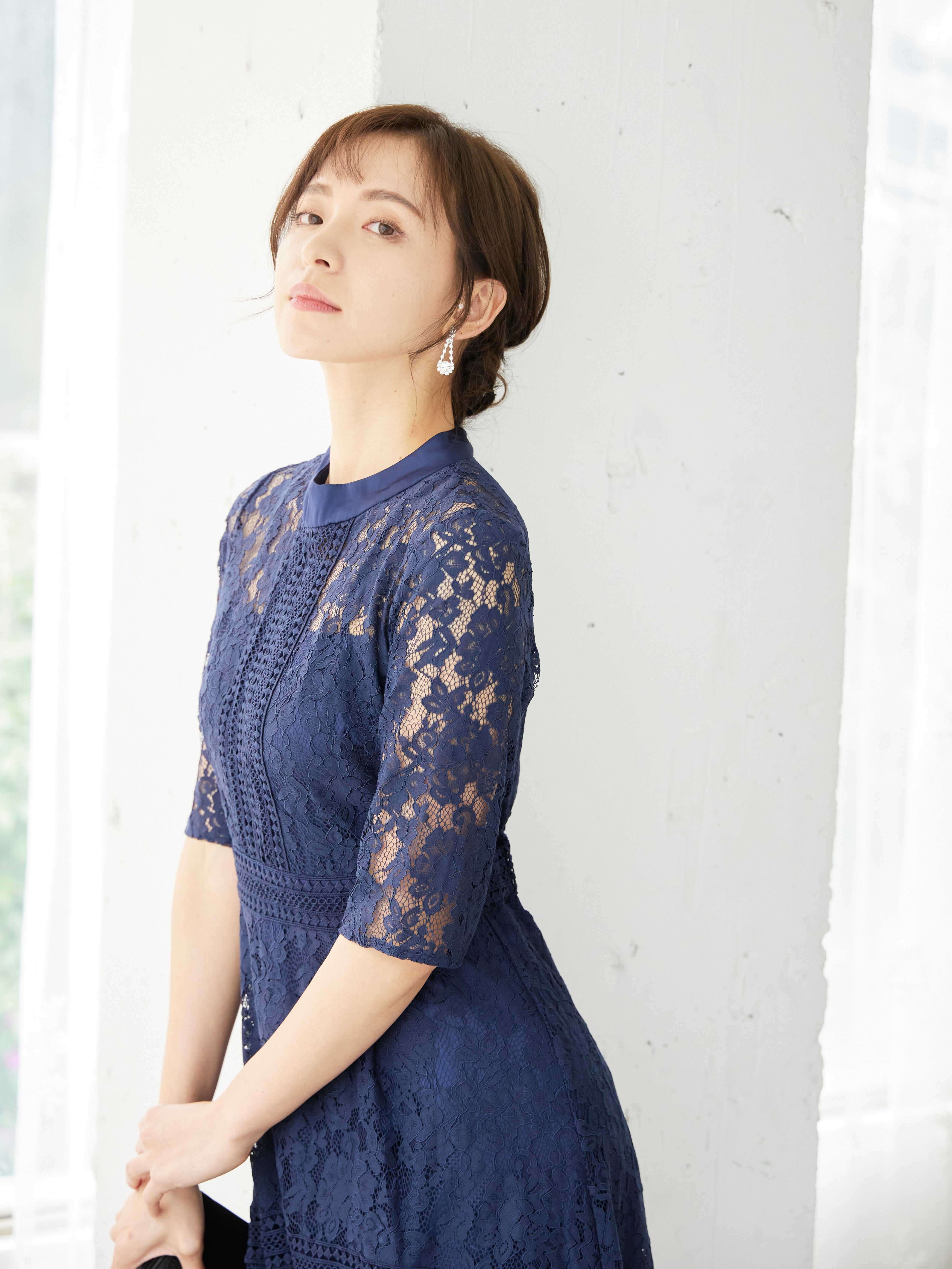 レンタル] BELINDA DE CAPRIS ケミカルレース フィッシュテール