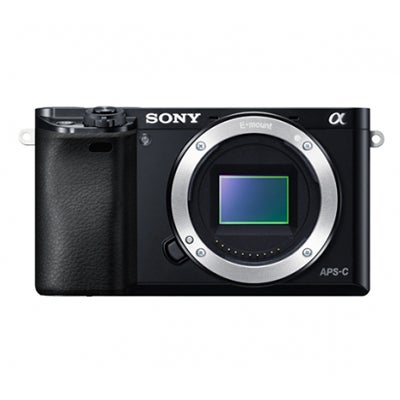 只今商談中　Sony α6000  ボディ【シルバー】+望遠ズームレンズ