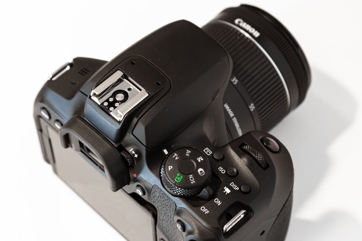 レンタル] CANON EOS Kiss X10i ボディ 一眼レフ - Rentio[レンティオ]