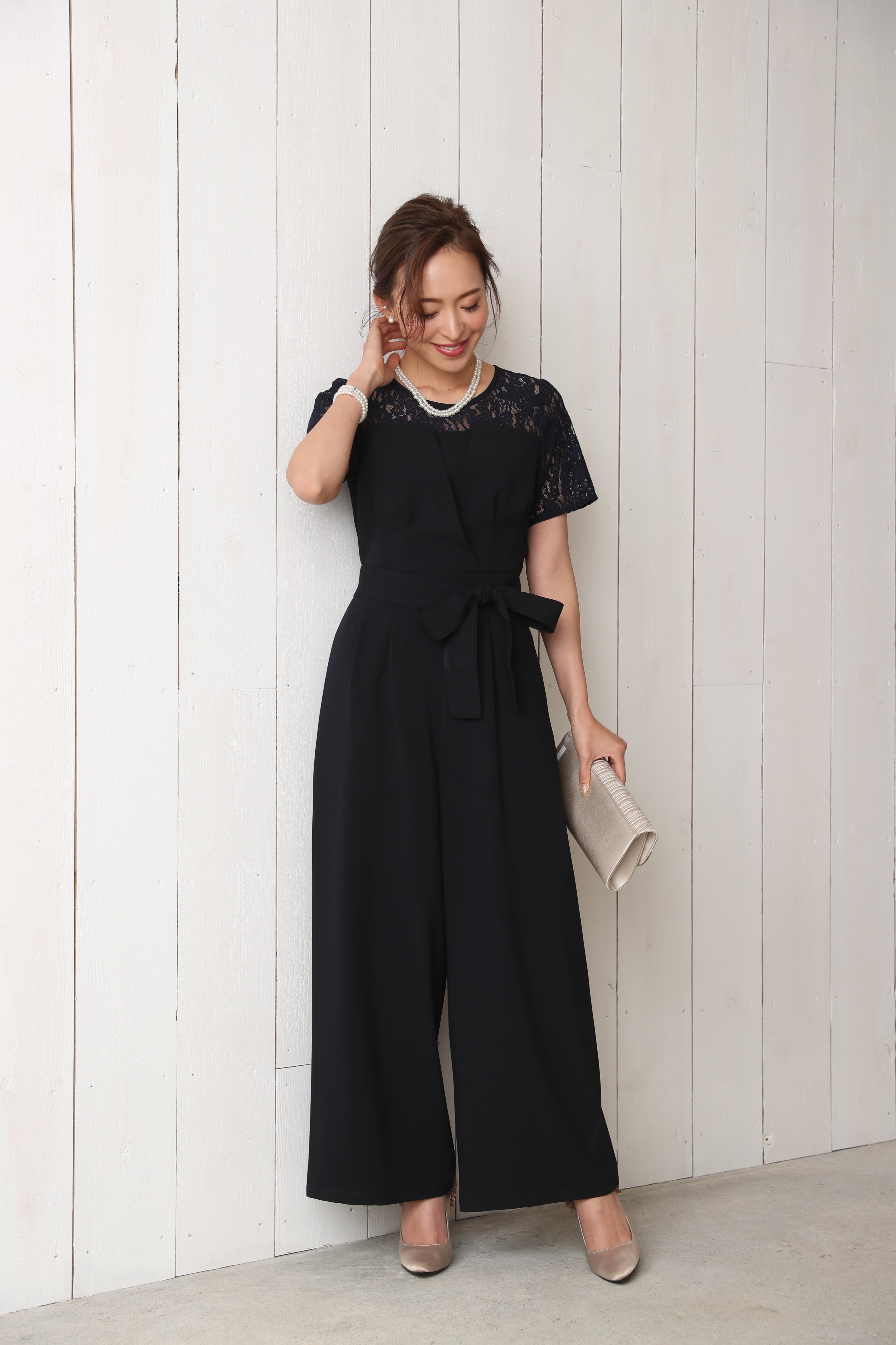 レンタル] BELINDA DE CAPRIS 袖付きタックテーパード オールインワン