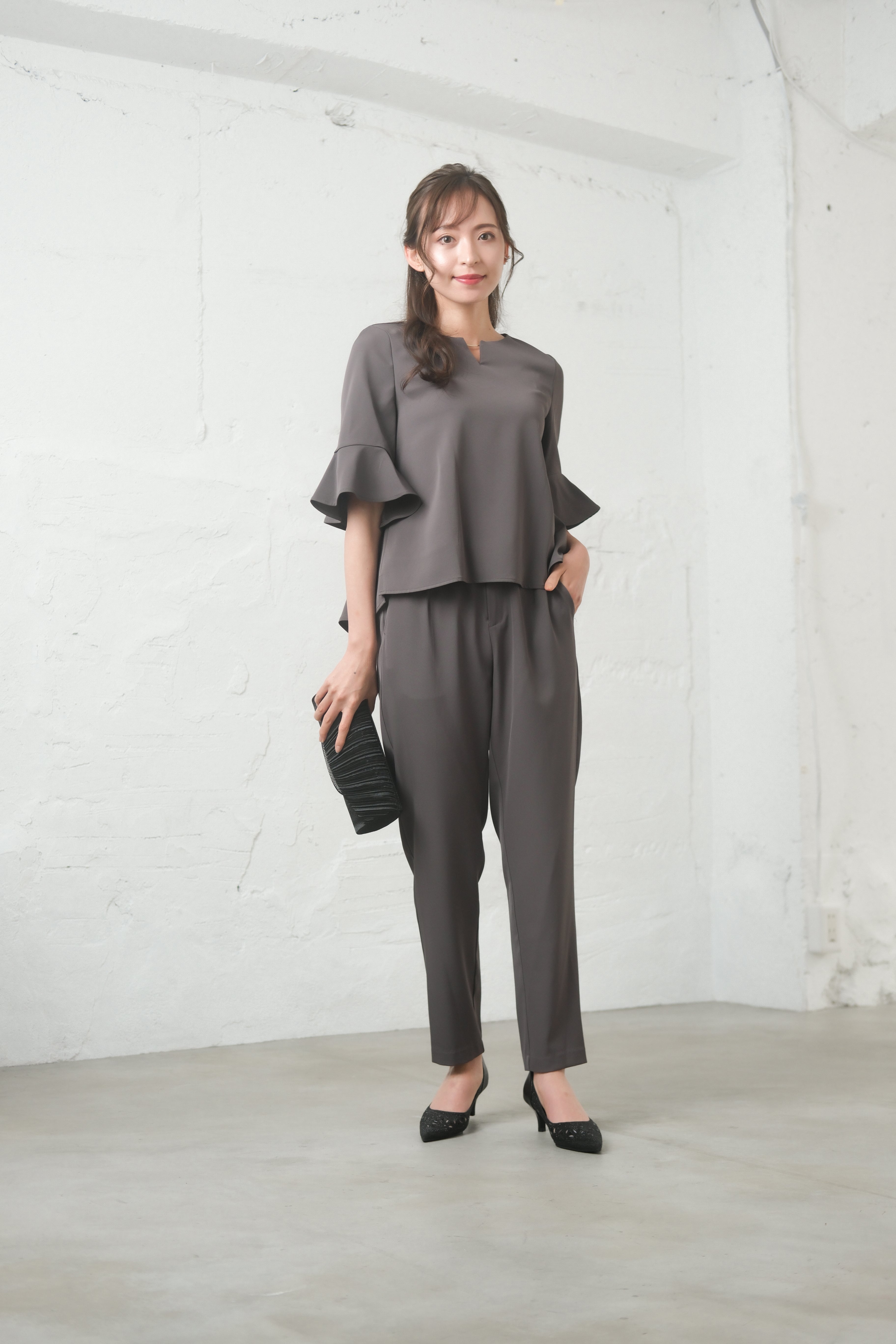 BELINDA DE CAPRIS パンツドレス バックレーストップス 2点セット モカ