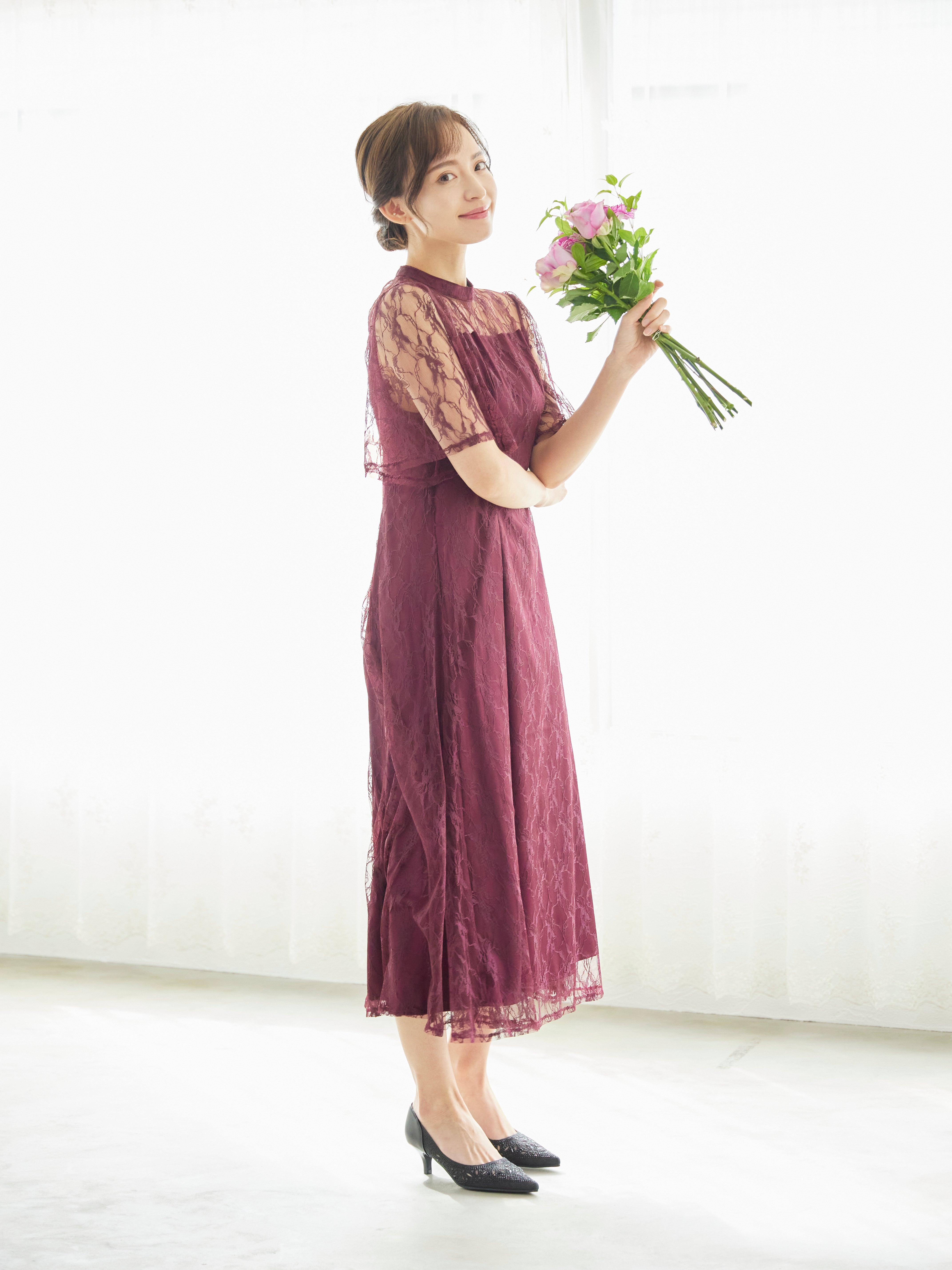 [レンタル] BELINDA DE CAPRIS 総レースフレア袖 ハイネック ワンピースドレス ワインレッドの宅配レンタル - 15