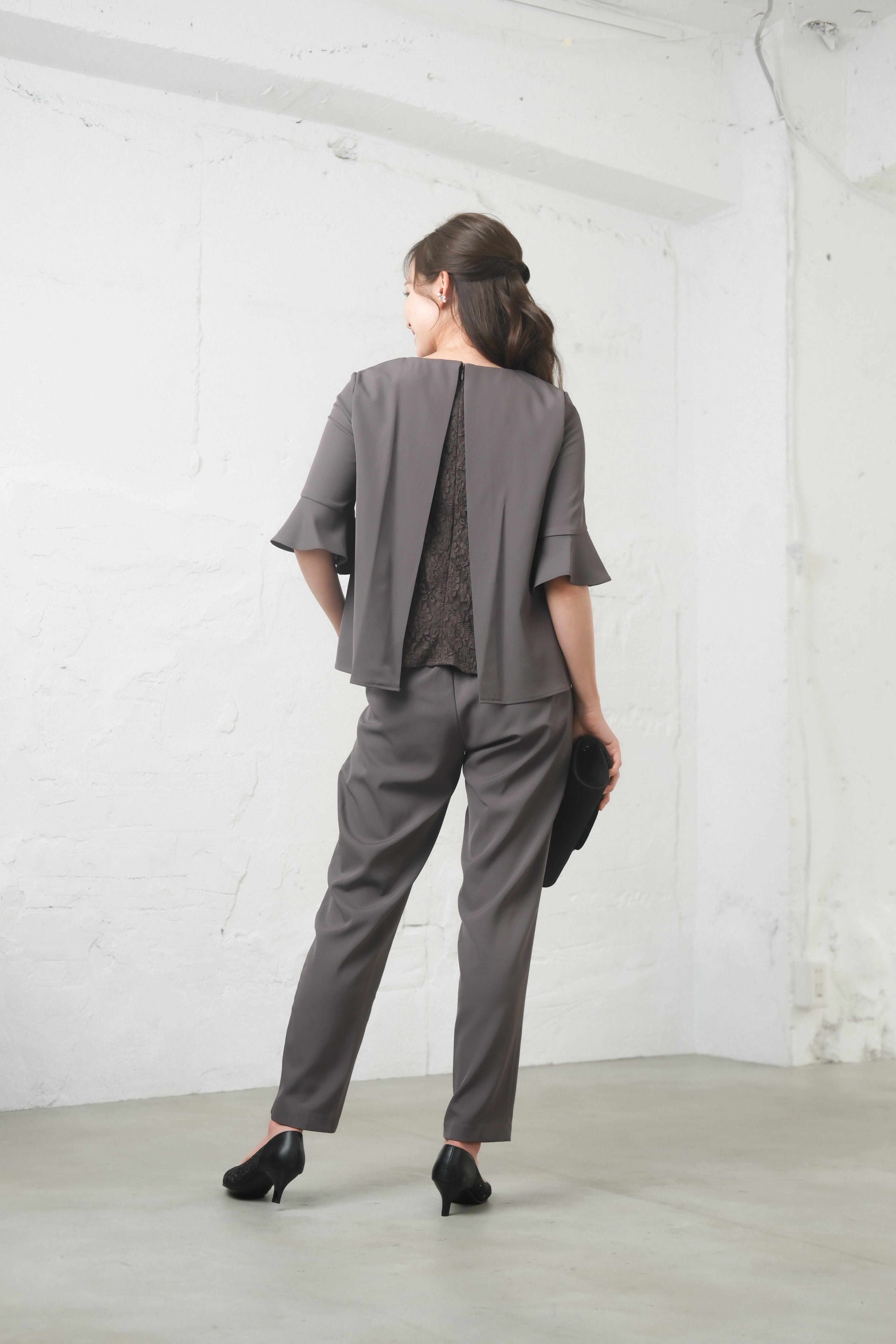 [レンタル] BELINDA DE CAPRIS パンツドレス バックレーストップス 2点セット モカの宅配レンタル - 7