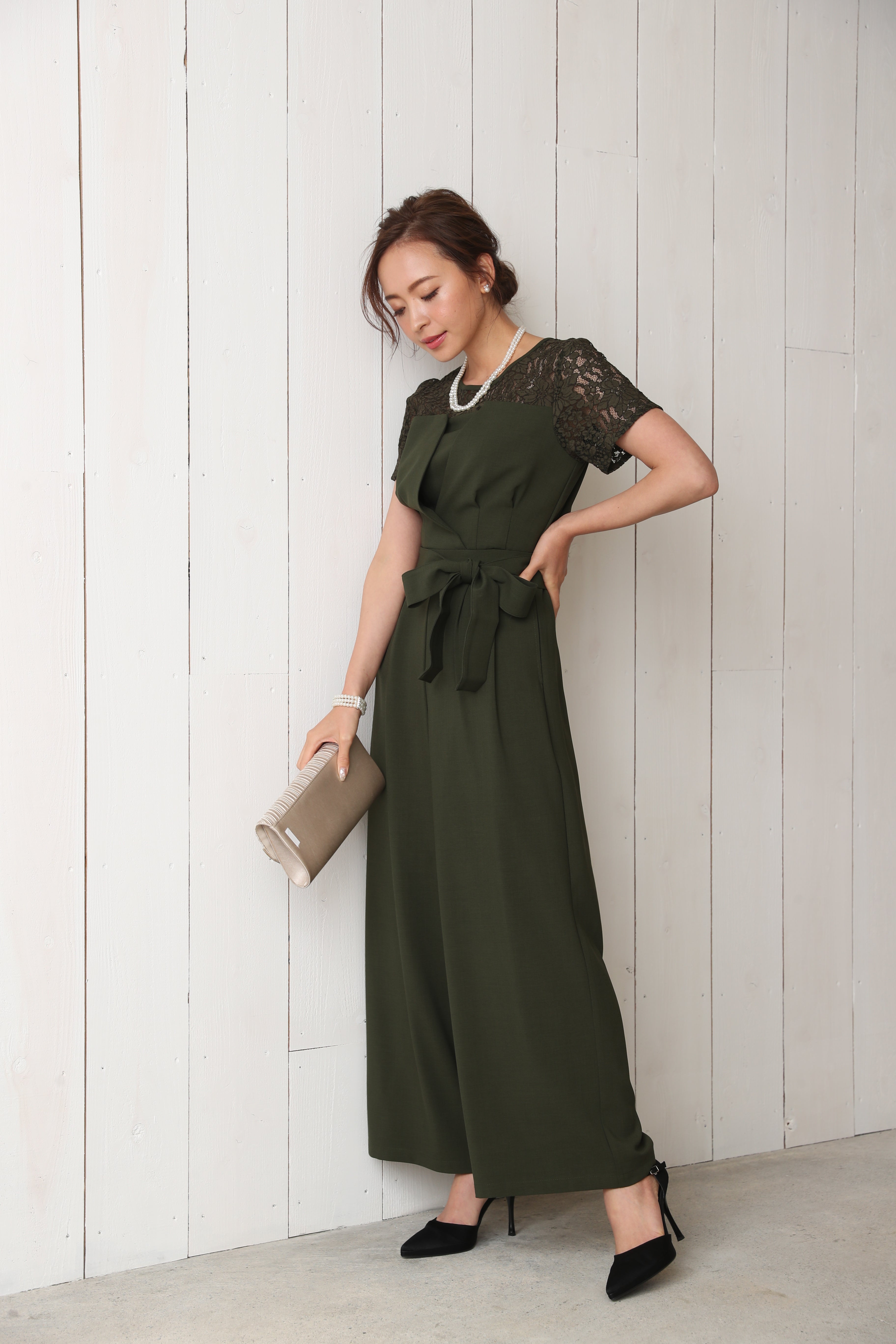 [レンタル] BELINDA DE CAPRIS 袖付きタックテーパード オールインワン パンツドレス カーキの宅配レンタル - 12