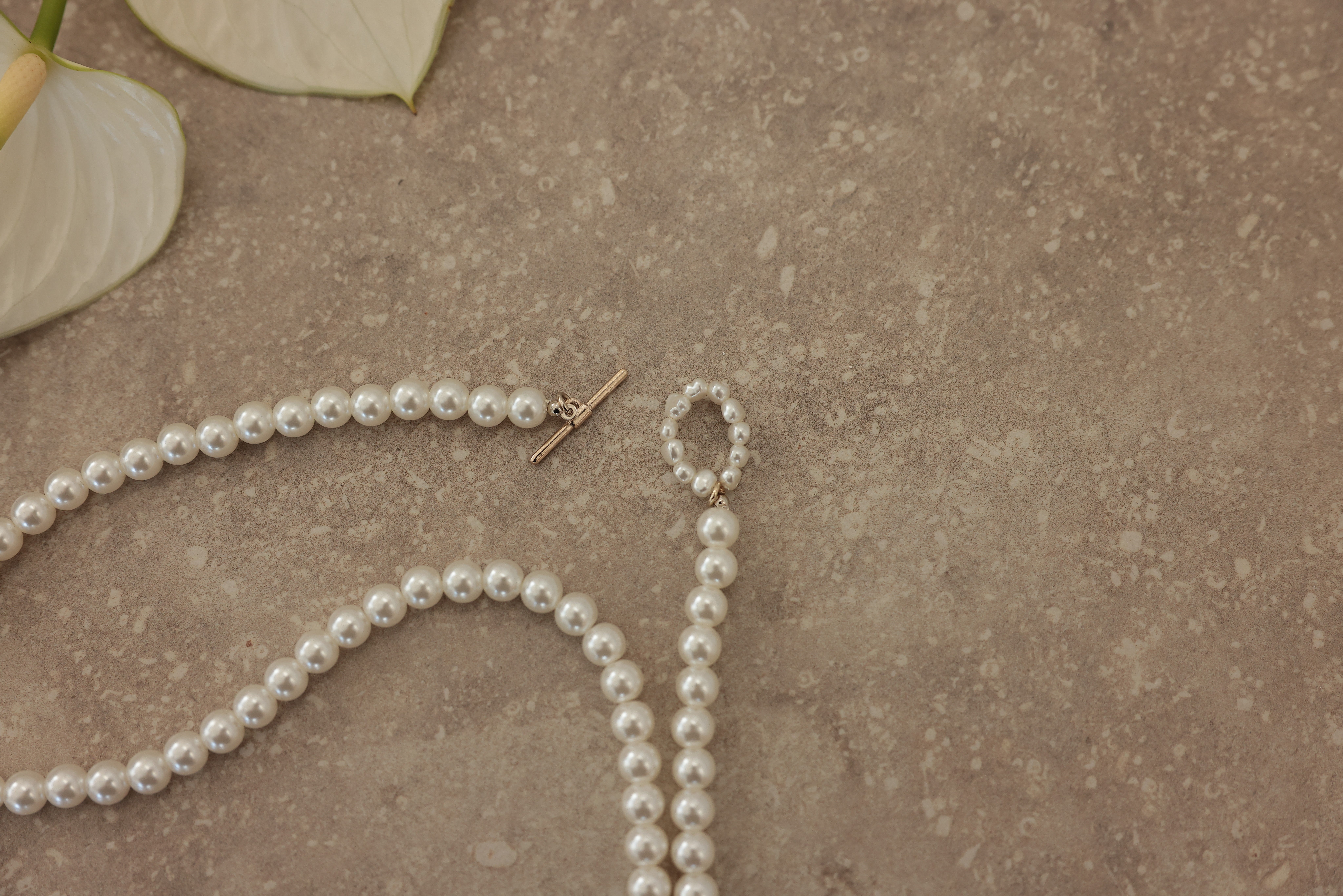 [レンタル] アートマリー 3WAYのパールネックレス ゴールドの宅配レンタル - 3