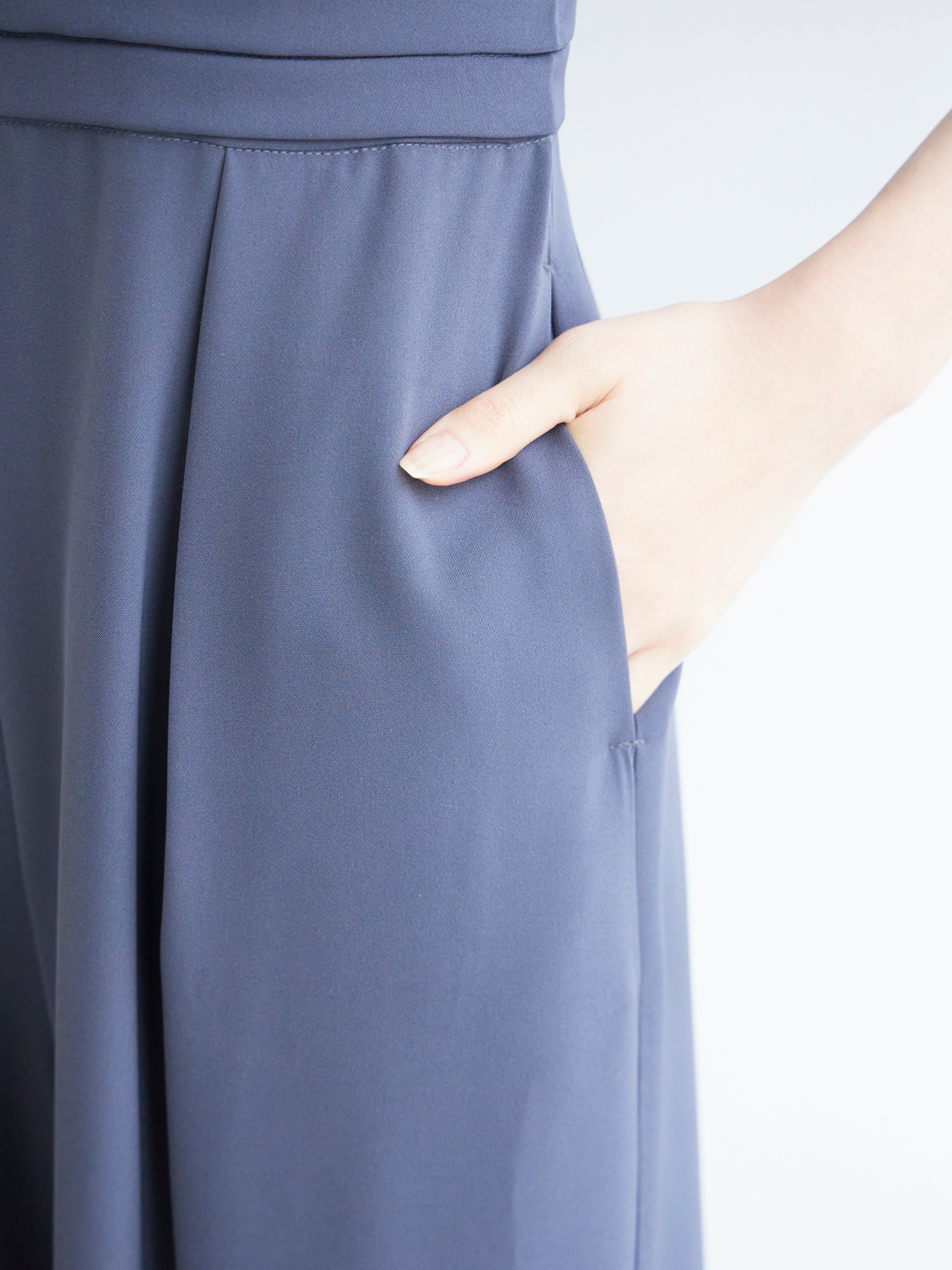 [レンタル] BELINDA DE CAPRIS 刺繍レース オールインワン パンツドレス グレーの宅配レンタル - 10