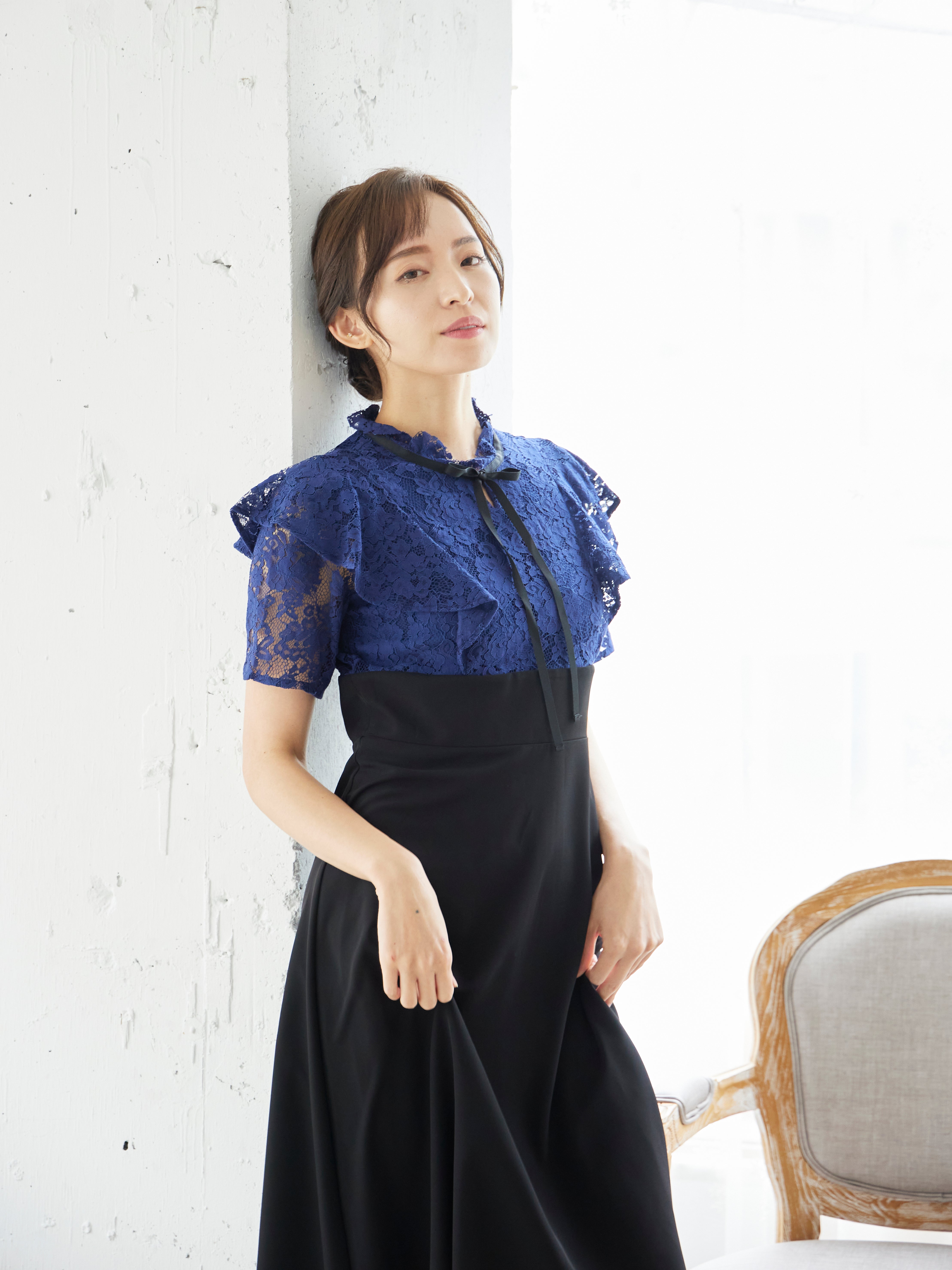 [レンタル] BELINDA DE CAPRIS レース切り替え タイトワンピースドレス ネイビーの宅配レンタル - 9