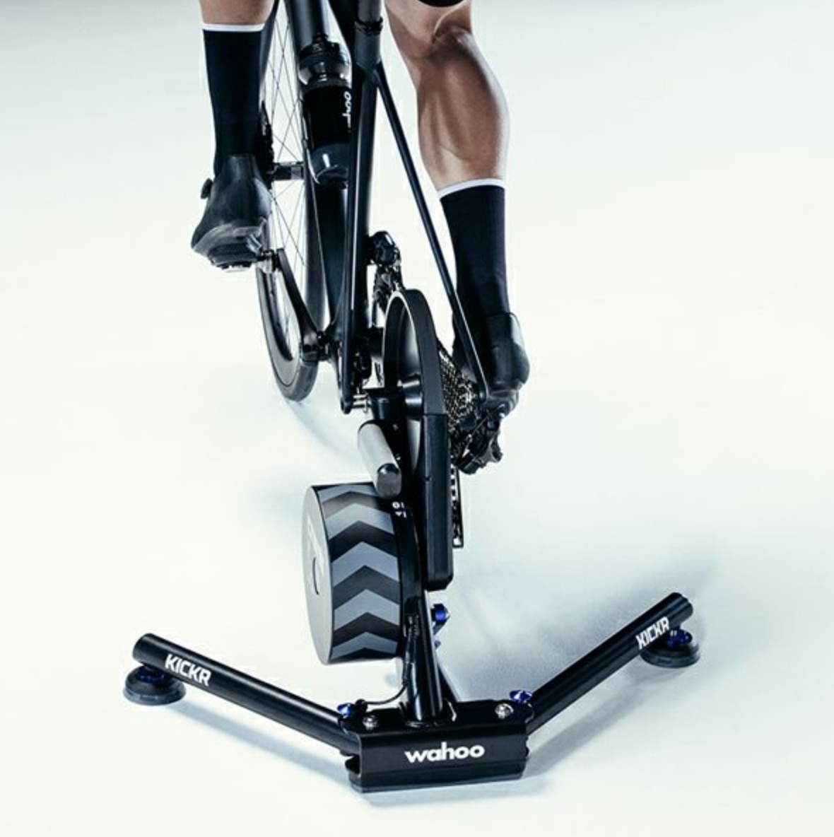 Wahoo KICKR スマートトレーナー V6 Wi-Fi接続 Wahoo KICKR スマートトレーナー V6 Wi-Fi接続 新型Wahoo KICKR V6