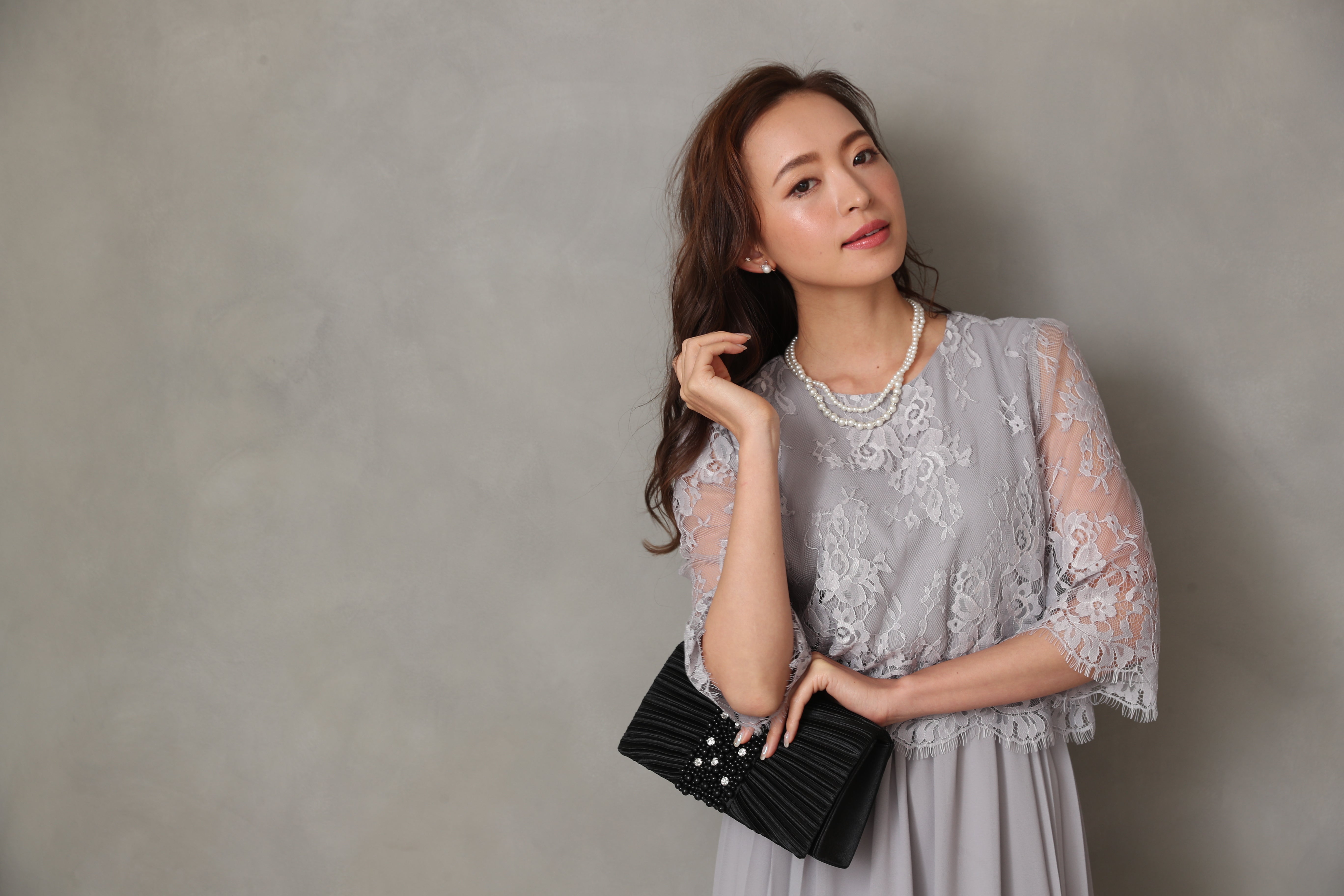 [レンタル] BELINDA DE CAPRIS サイドプリーツ レーススリーブ ワンピースドレス グレーの宅配レンタル - 33