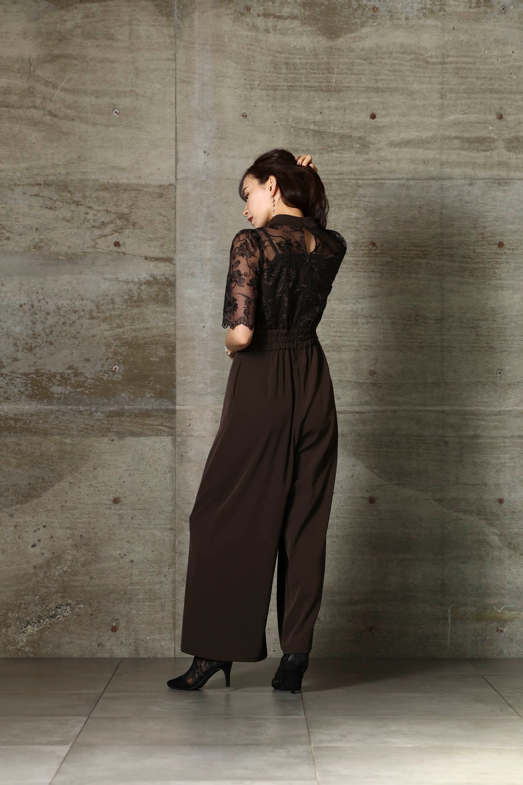 レンタル] BELINDA DE CAPRIS 刺繍レース オールインワン パンツ