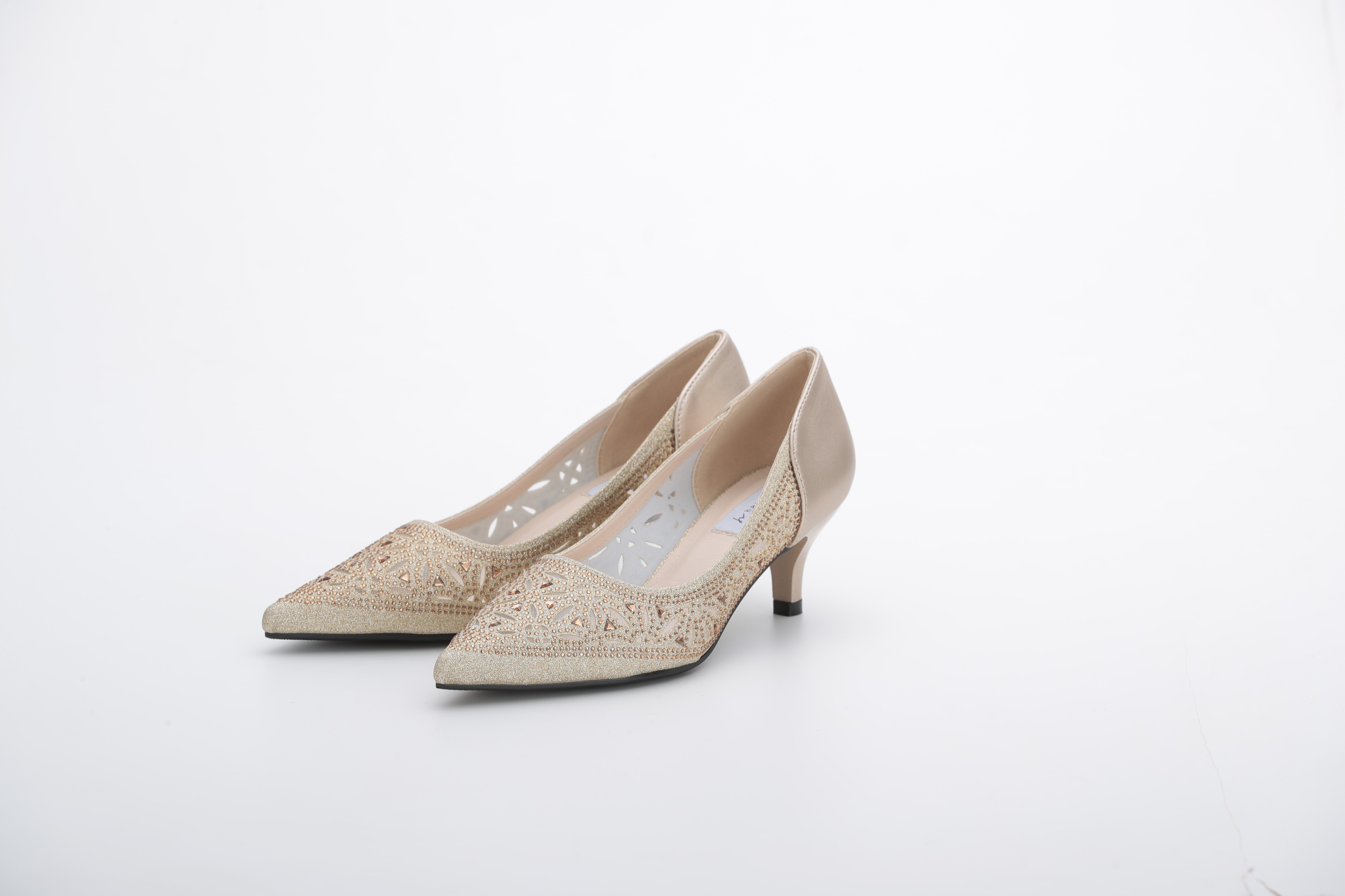 アートマリー 幾何学柄グリッターパンプス ゴールド