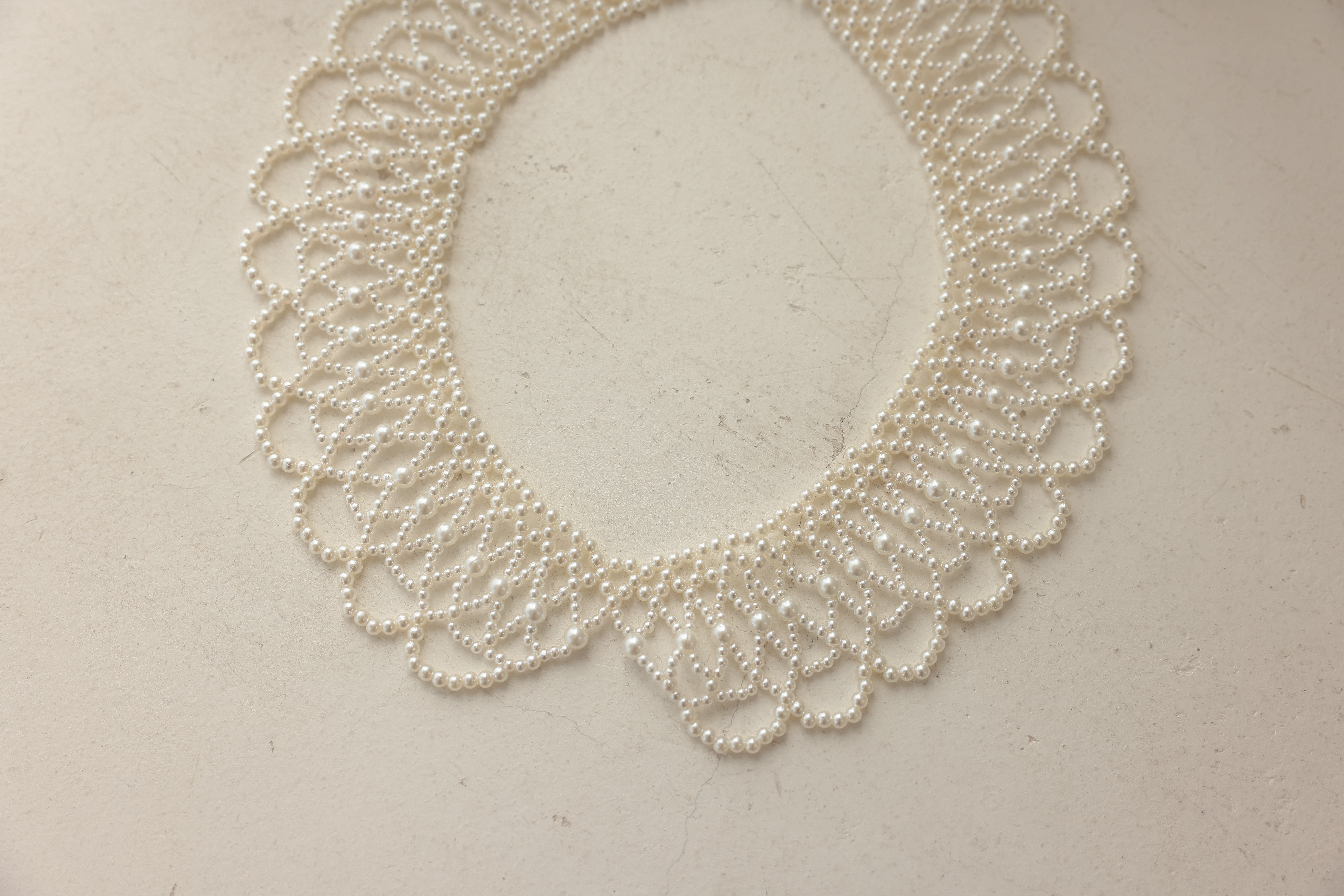 [レンタル] アートマリー つけ襟風編み上げパールネックレス ホワイトの宅配レンタル - 2