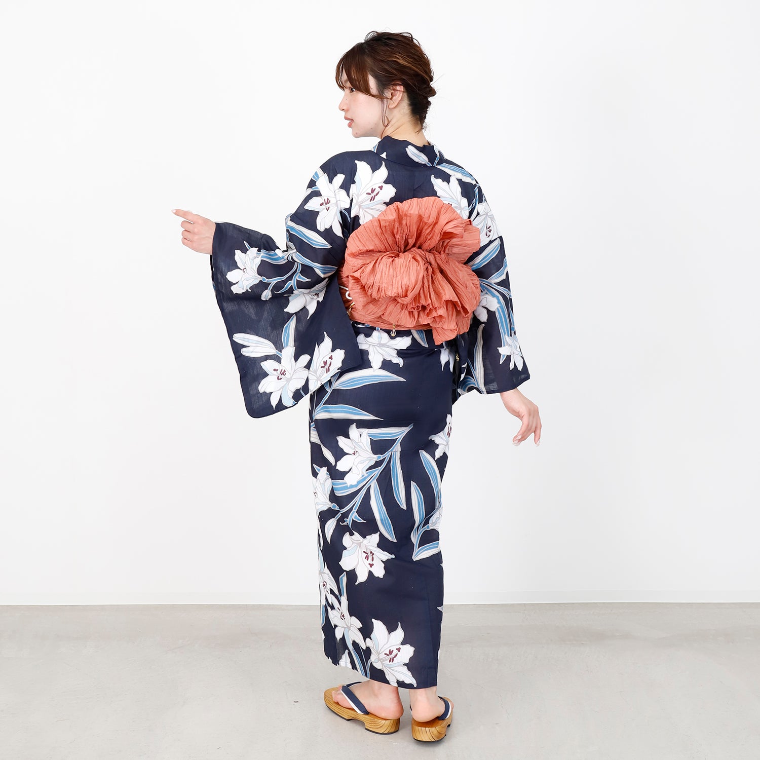 [レンタル] [2025新作]SION レディース浴衣 百合 フリーサイズの宅配レンタル - 5