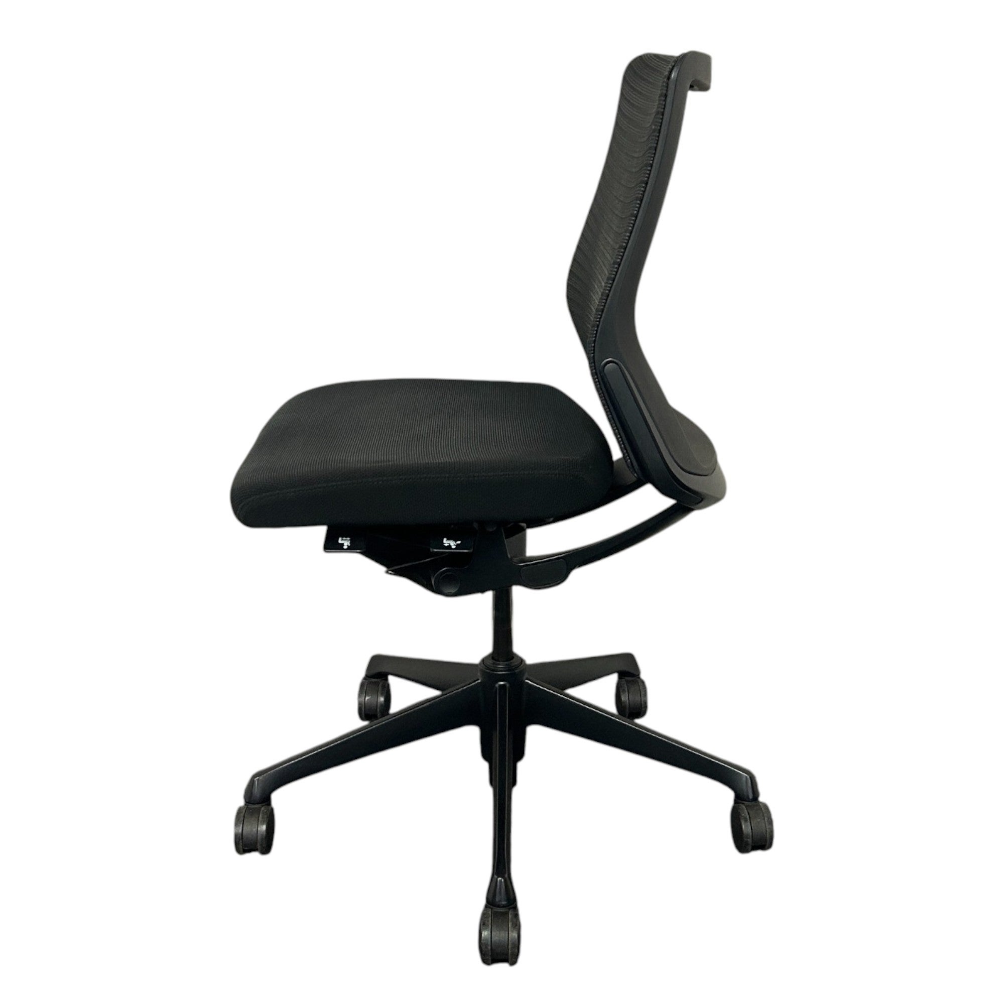 [レンタル] オカムラ コーラル ミドルバック ブラック CQ31MR-FSH1 オフィスチェア - 3