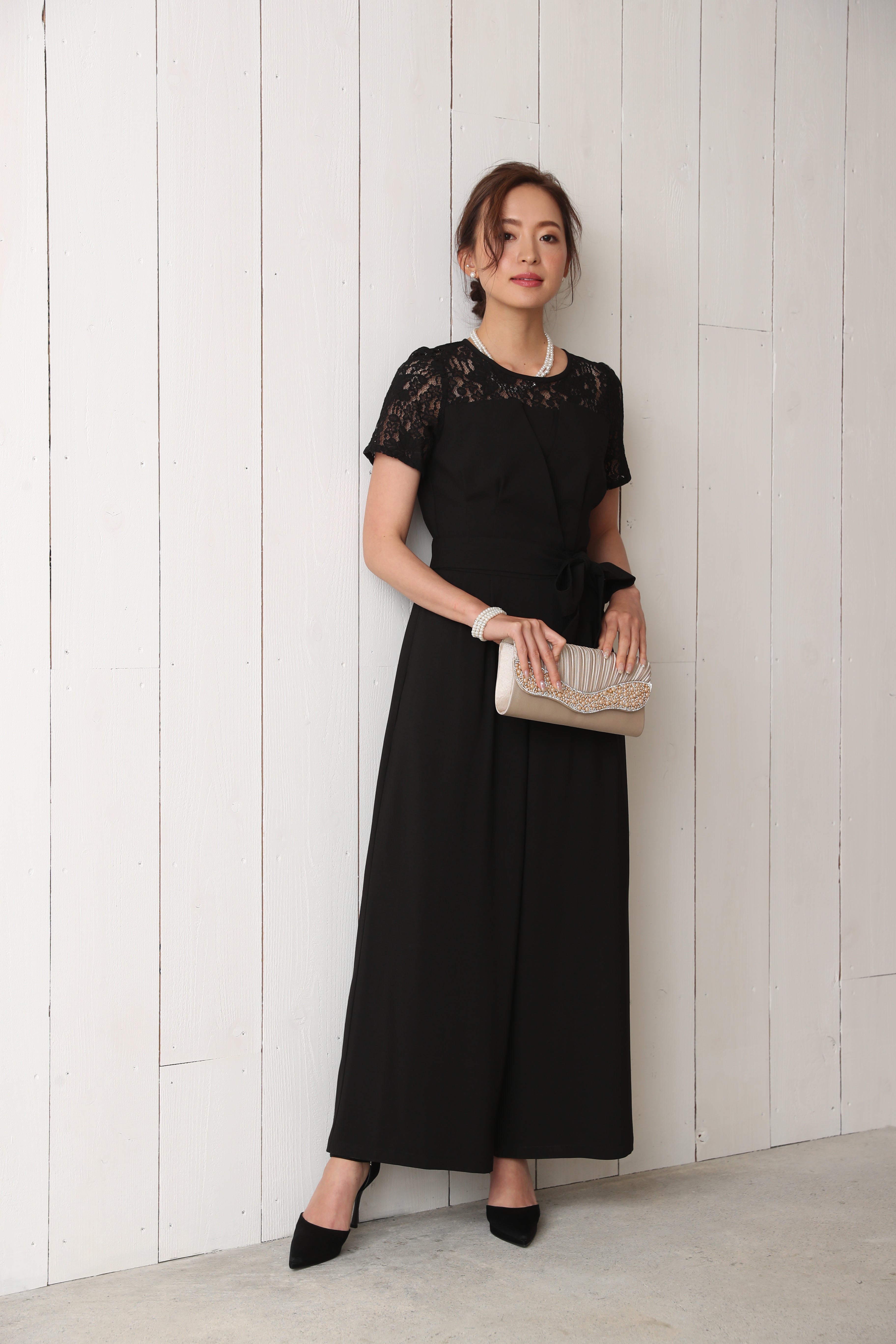 レンタル] BELINDA DE CAPRIS 刺繍レース オールインワン パンツ