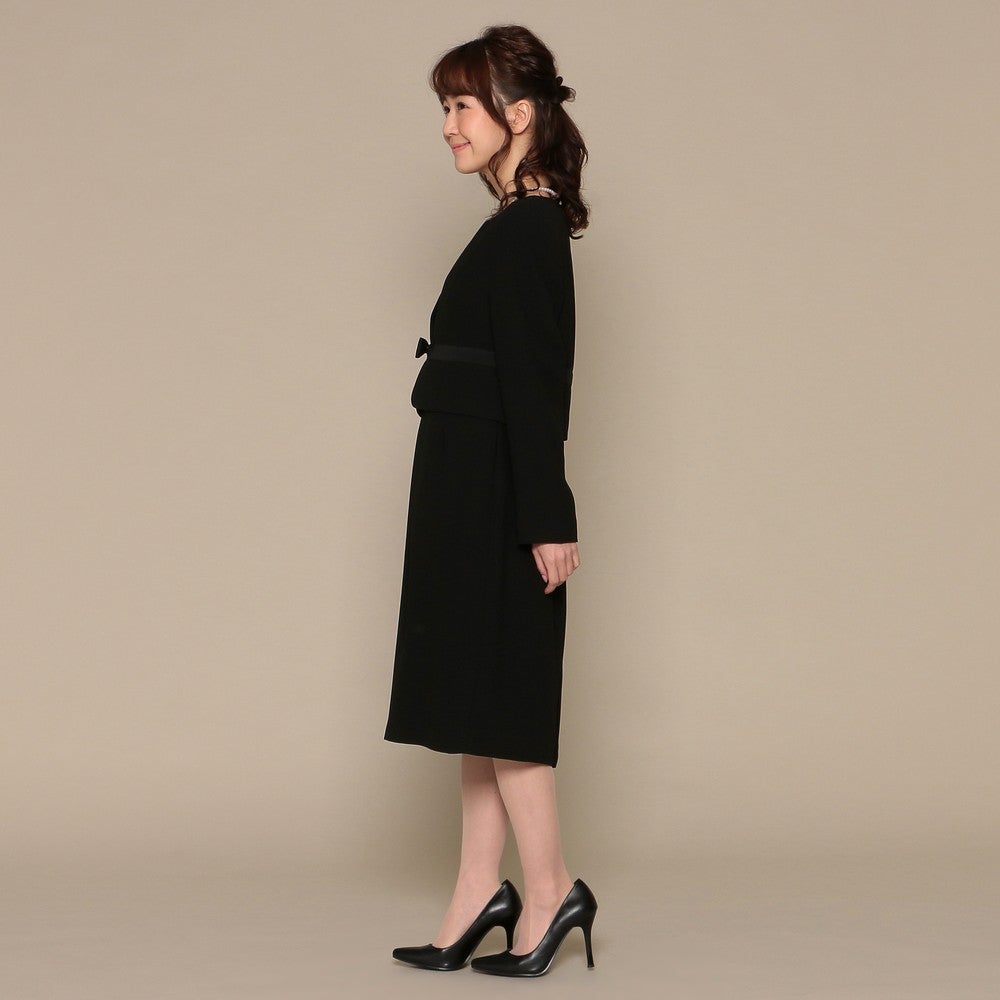 [レンタル] ロイヤルパーティー ワンピーススーツ3点セット(ジャケット+ワンピース+リボンブローチ) フォーマルブラックの宅配レンタル - 3