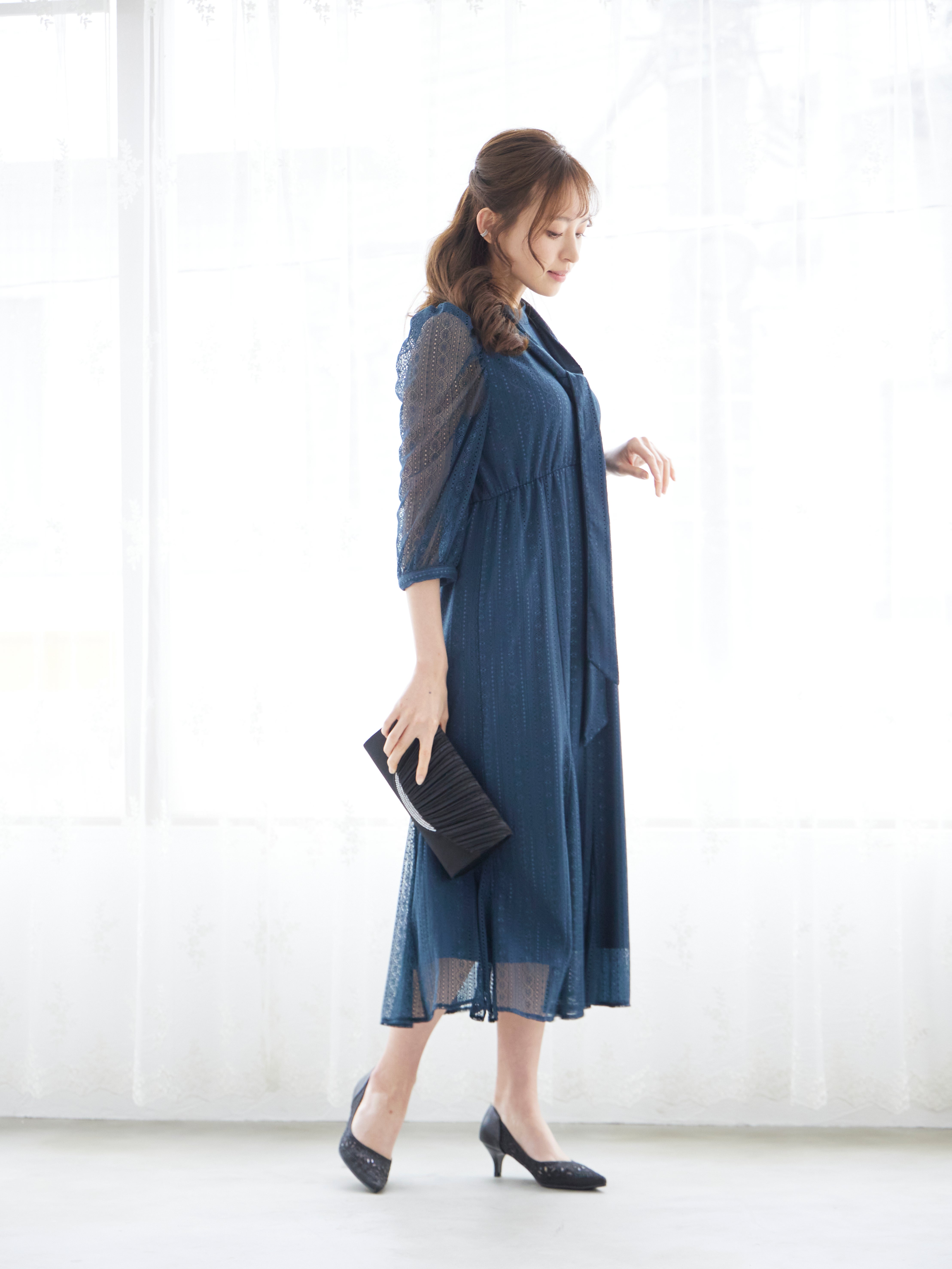 [レンタル] BELINDA DE CAPRIS リボン付きギャザースリーブ レースワンピースドレス ネイビーの宅配レンタル - 5