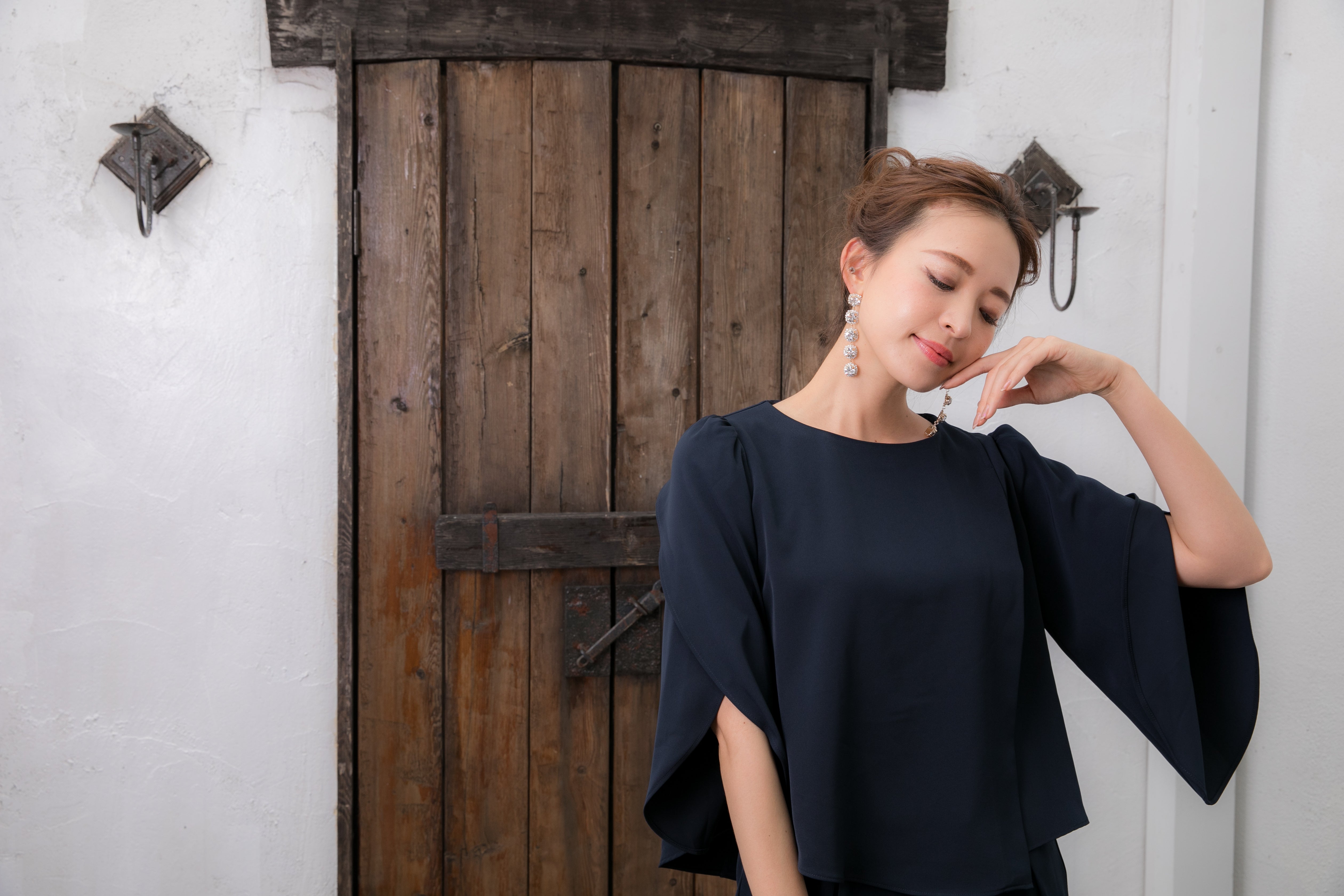 [レンタル] BELINDA DE CAPRIS チューリップスリーブ セットアップ パンツドレス ネイビーの宅配レンタル - 11