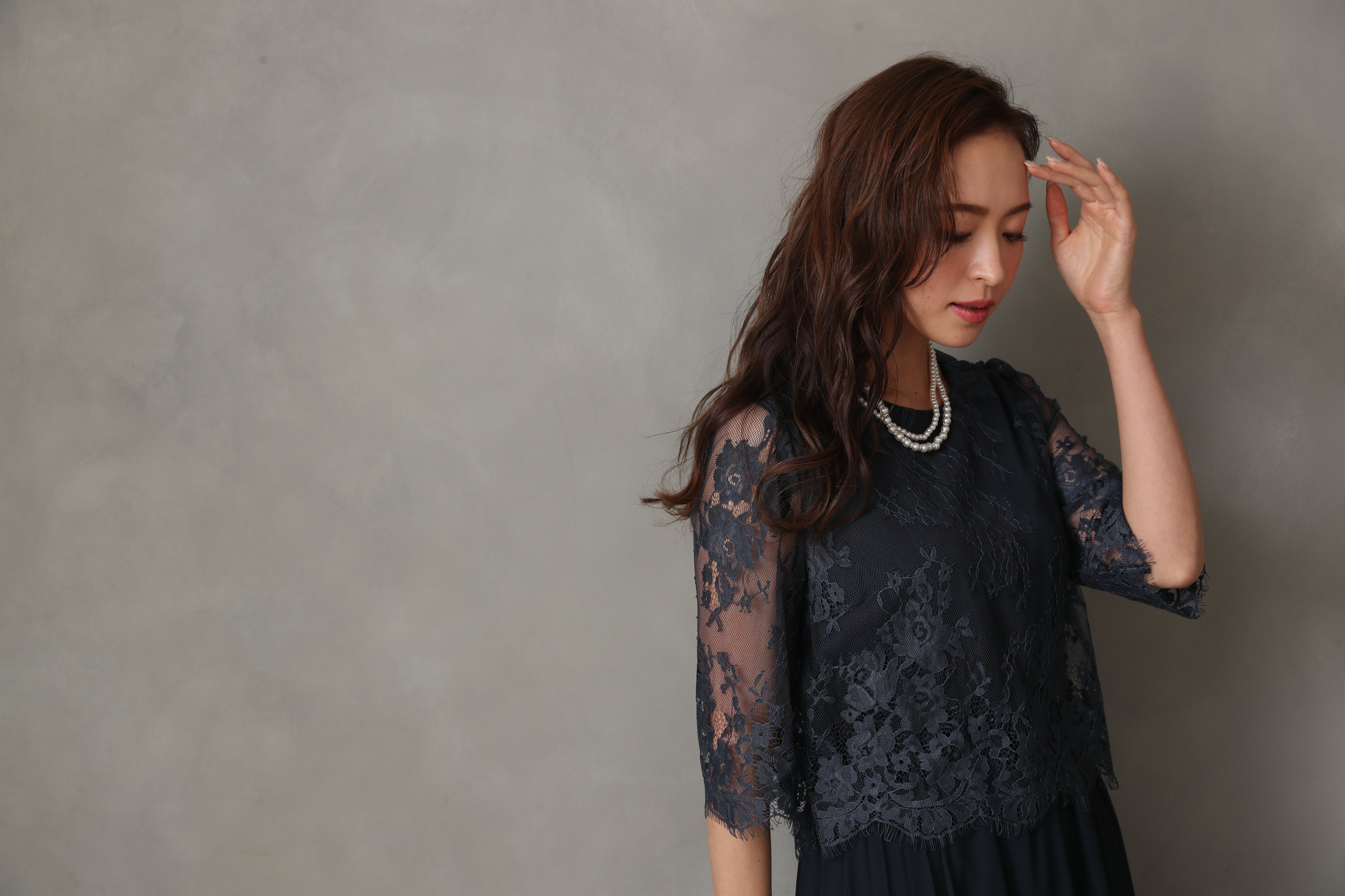 [レンタル] BELINDA DE CAPRIS サイドプリーツ レーススリーブ ワンピースドレス ネイビーの宅配レンタル - 35