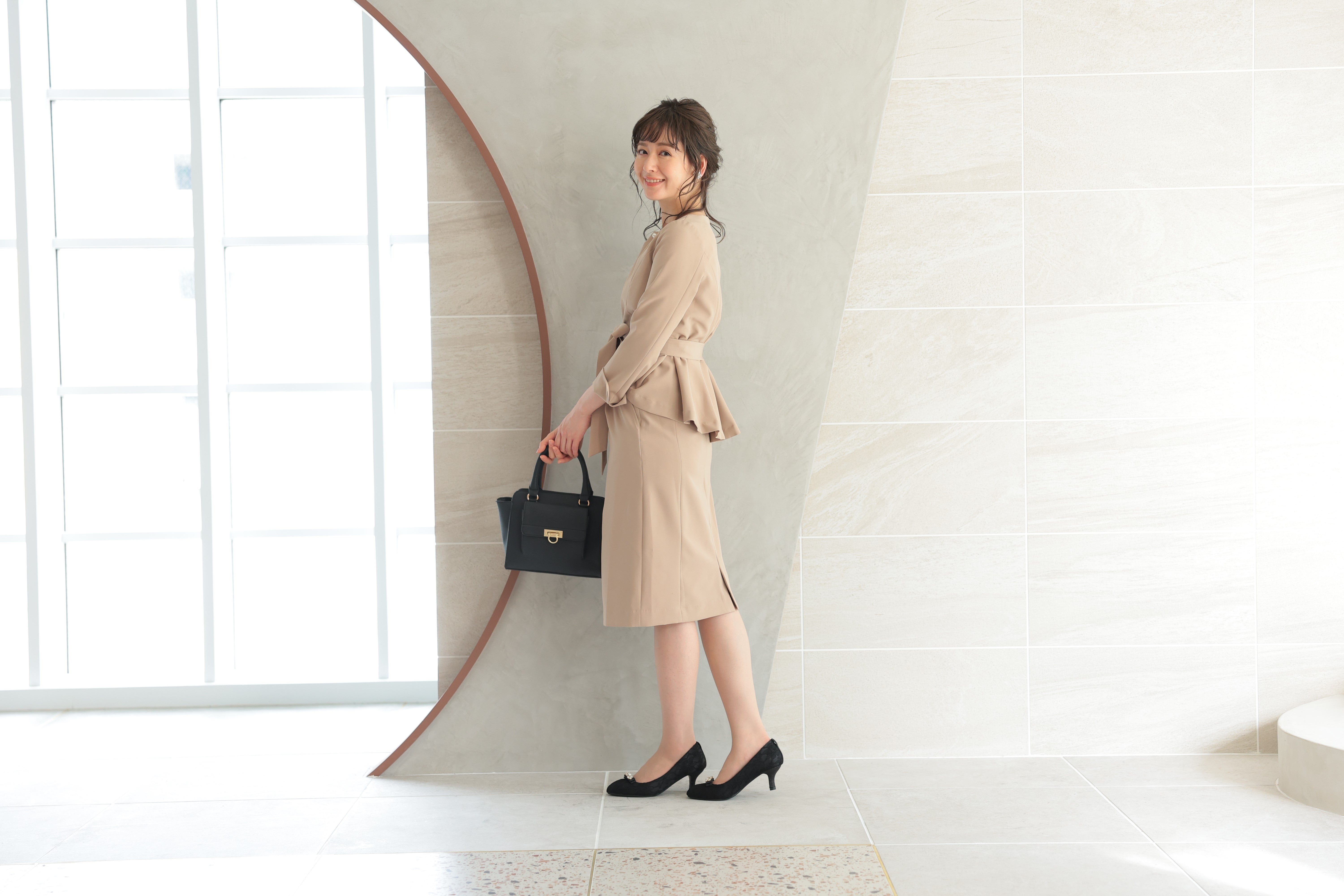 [レンタル] アートマリー スーツセットアップ【2点セット】ベージュの宅配レンタル - 4