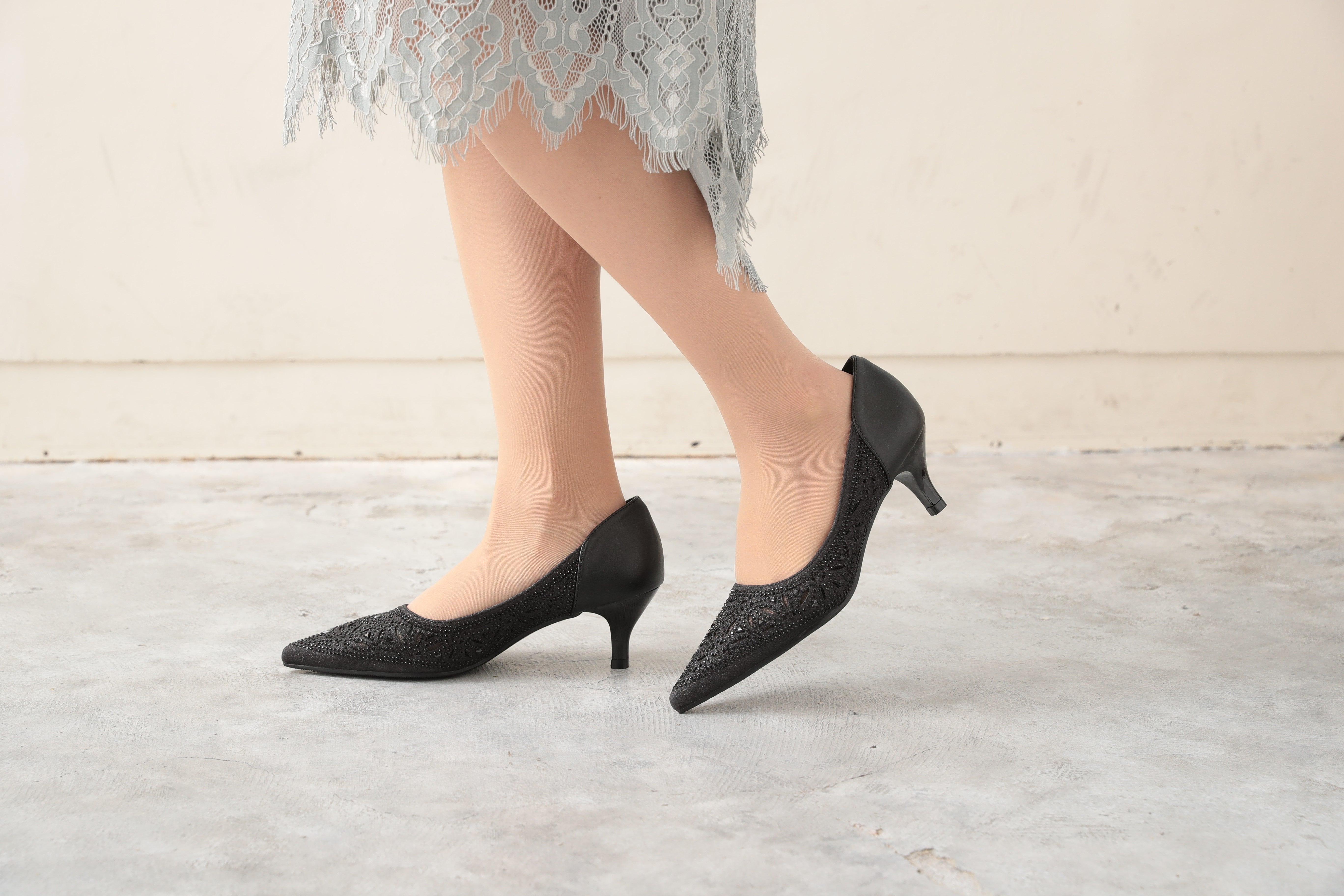 [レンタル] アートマリー 幾何学柄グリッターパンプス ブラックの宅配レンタル - 8