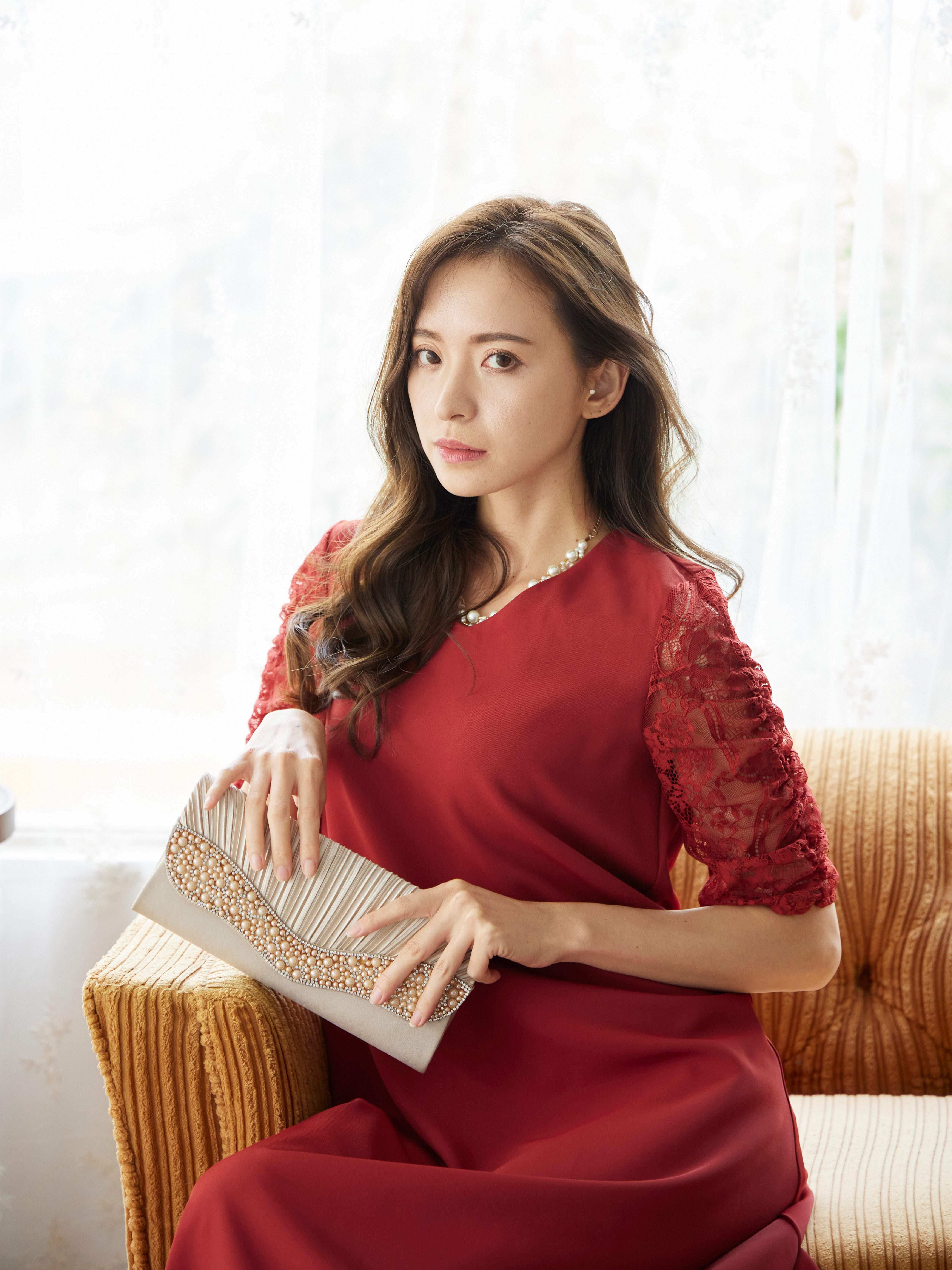 [レンタル] BELINDA DE CAPRIS Vネックギャザースリープ ワンピースドレス レンガ色の宅配レンタル - 5