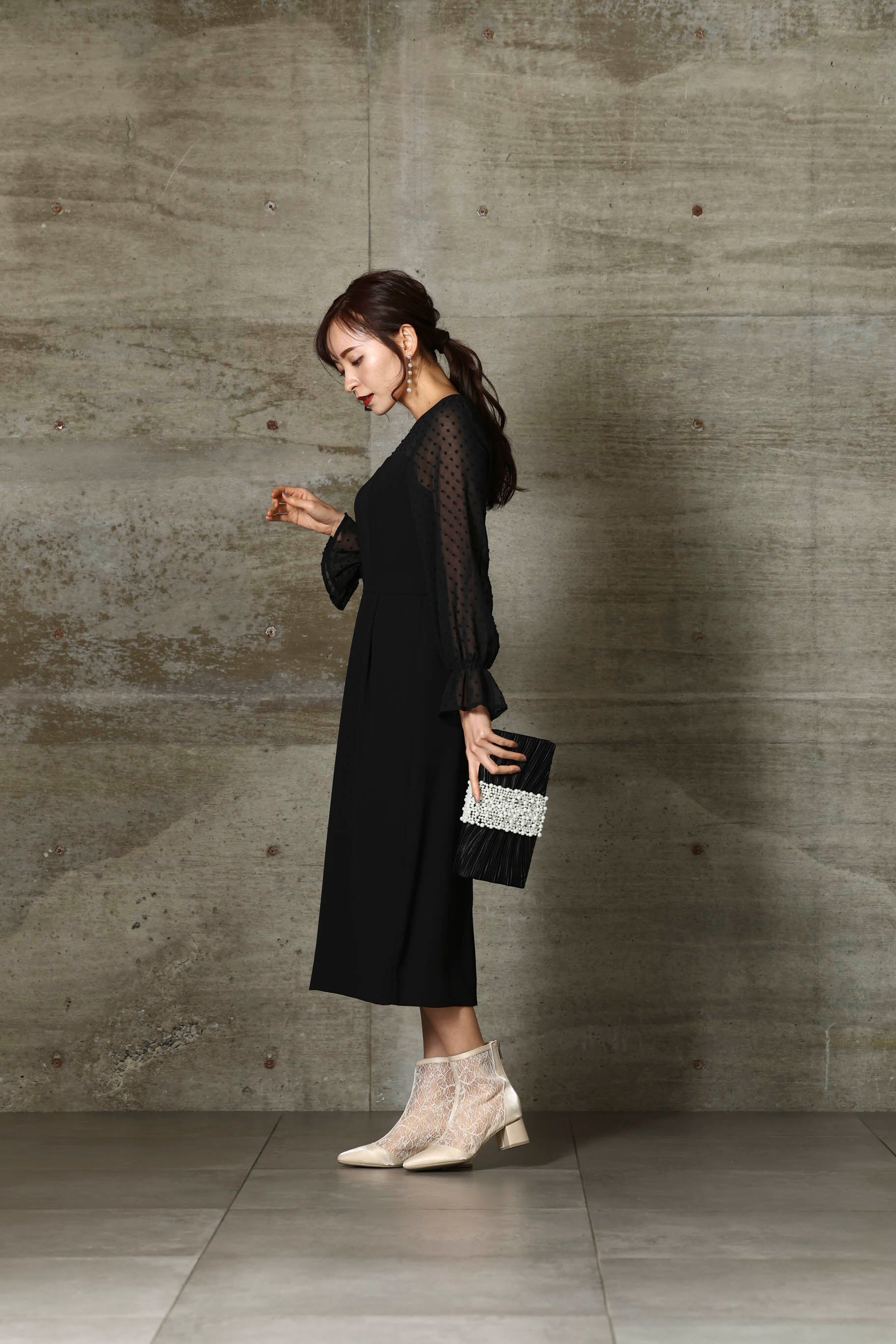 [レンタル] BELINDA DE CAPRIS フロッキー ドットチュール ワンピースドレス ブラックの宅配レンタル - 4