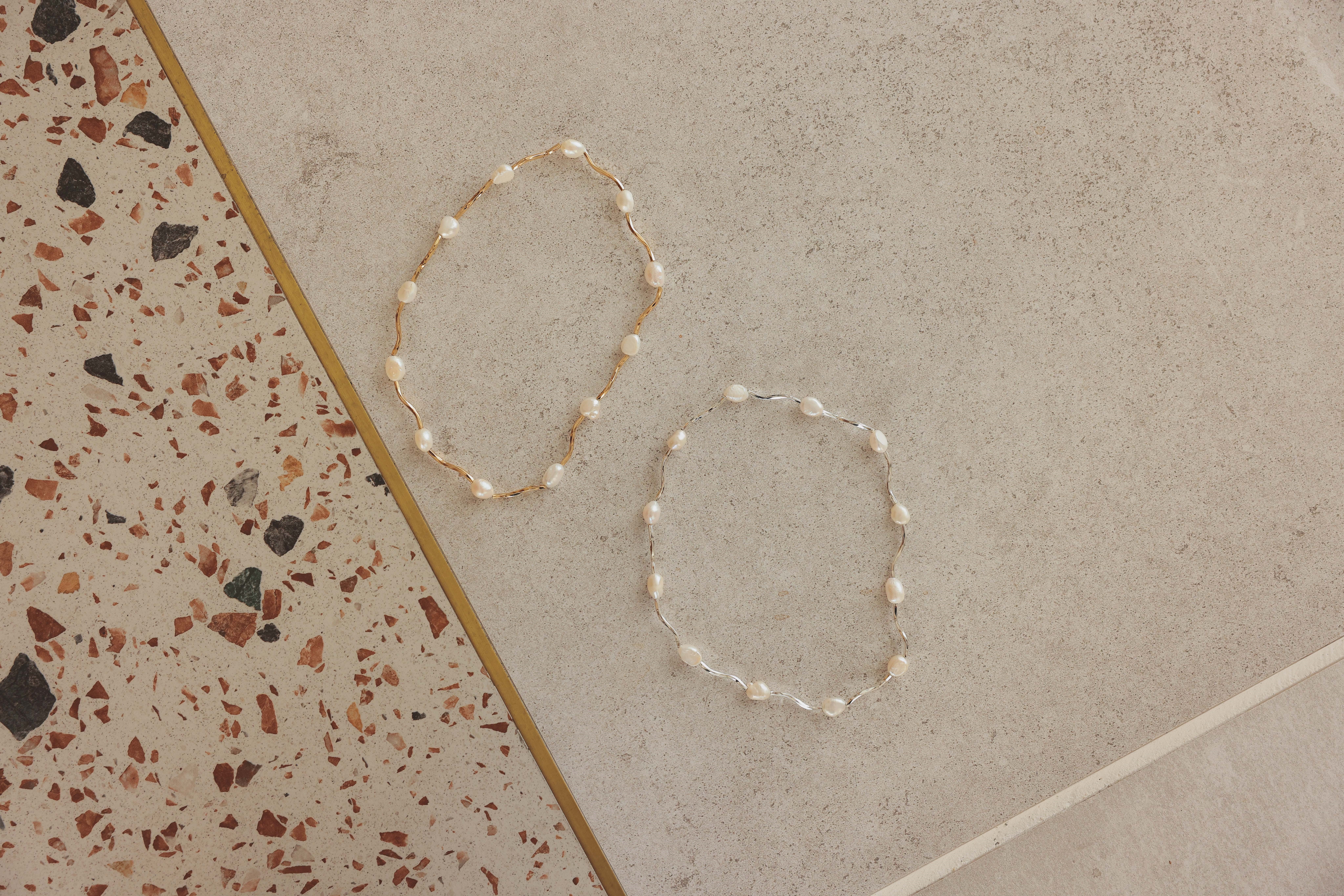 [レンタル] アートマリー 2WAYのパールゴムネックレス シルバーの宅配レンタル - 4