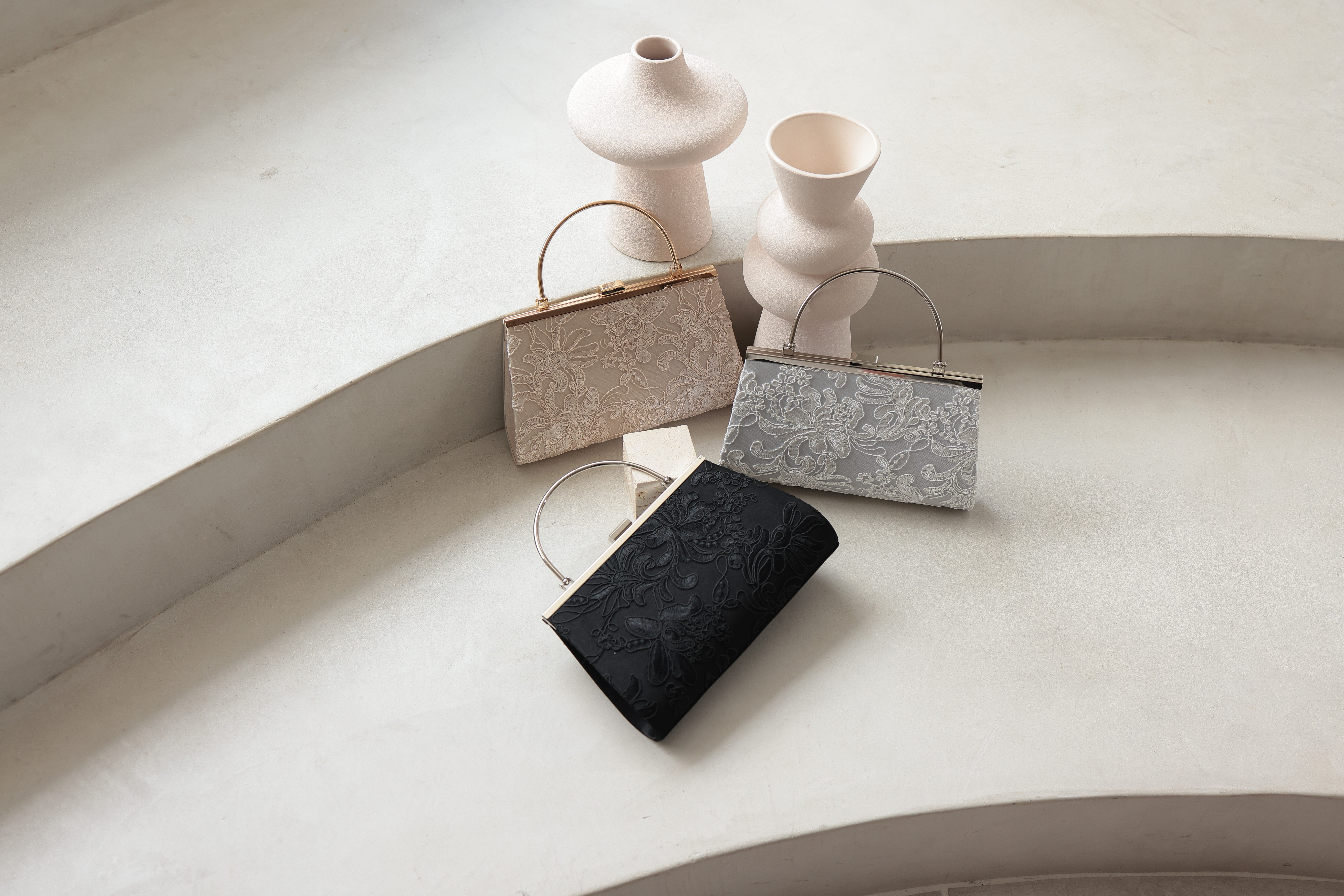 [レンタル] アートマリー 刺繍デザインパーティーバッグ シルバーの宅配レンタル - 8