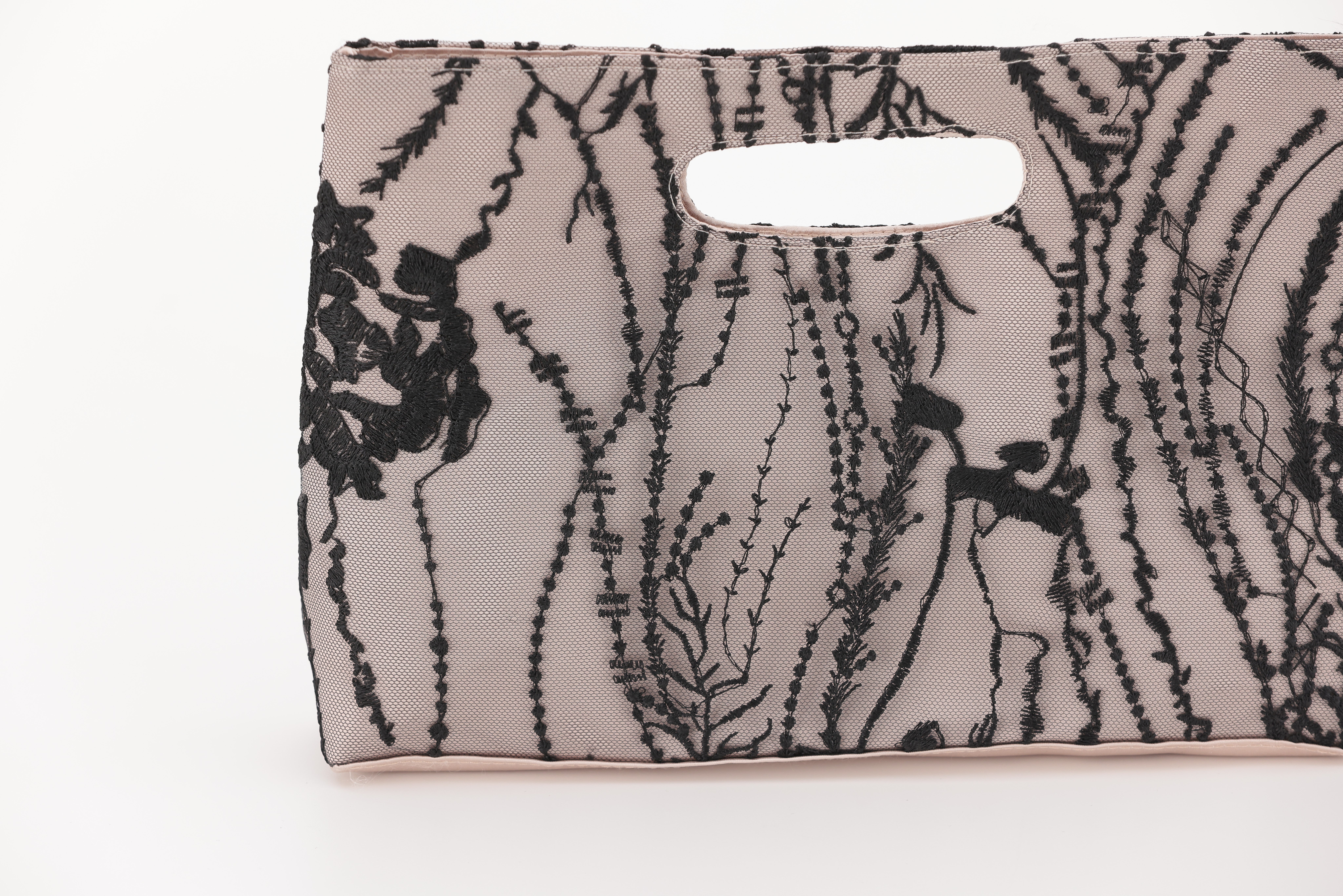 [レンタル] アートマリー 刺繍ハンドホールパーティバッグ ブラックの宅配レンタル - 3