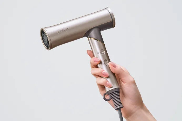 KINUJO 絹女 ヘアドライヤー Voyage ボヤージュ HW001 正規品 nailcol_n10018000