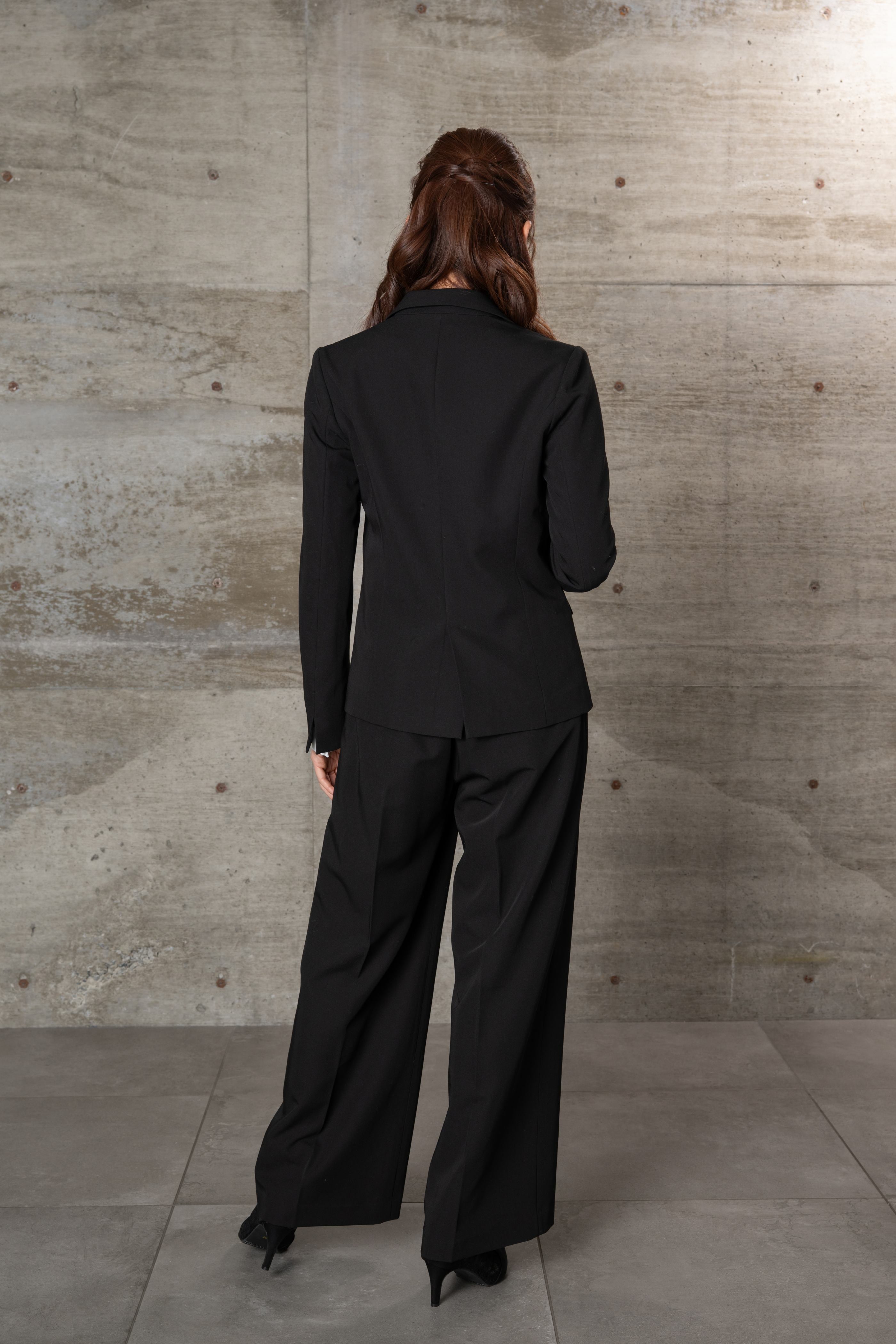 [レンタル] BELINDA DE CAPRIS テーラードジャケット ワイドパンツ2P レディーススーツの宅配レンタル - 5