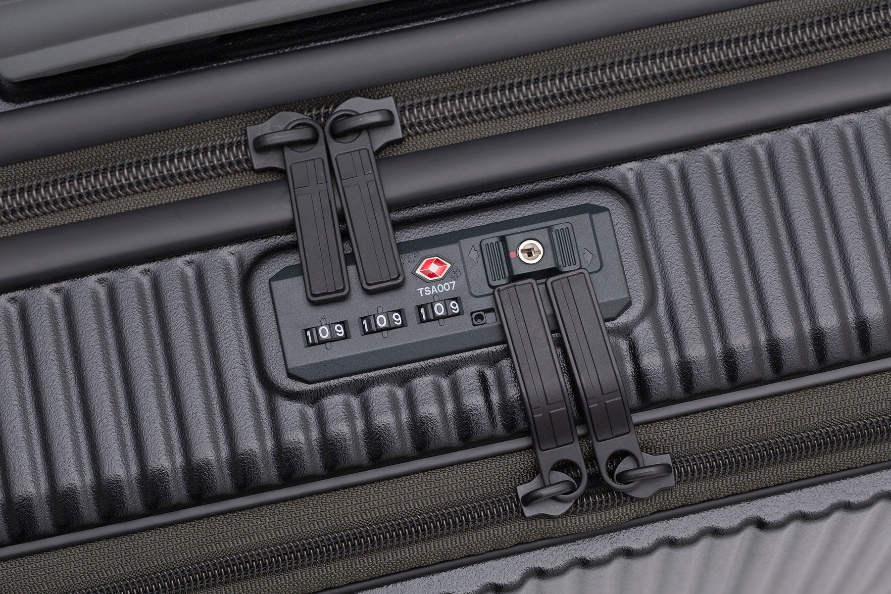 [レンタル] [1-3泊向けサイズ]イノベーター INV20 33L ハードスーツケースの宅配レンタル - 9