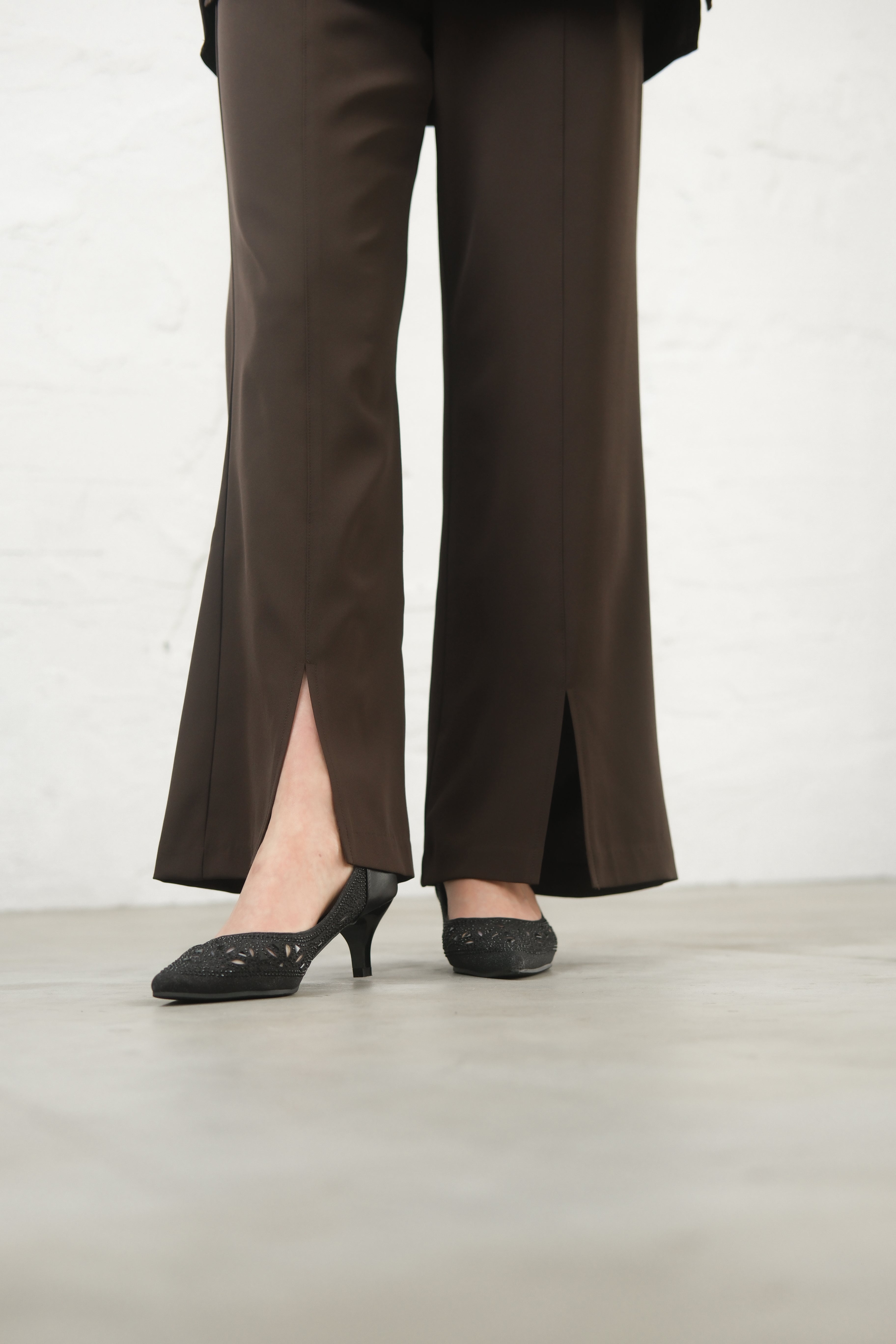 [レンタル] BELINDA DE CAPRIS プリーツ袖 セットアップ スリットパンツドレス ブラウンの宅配レンタル - 14