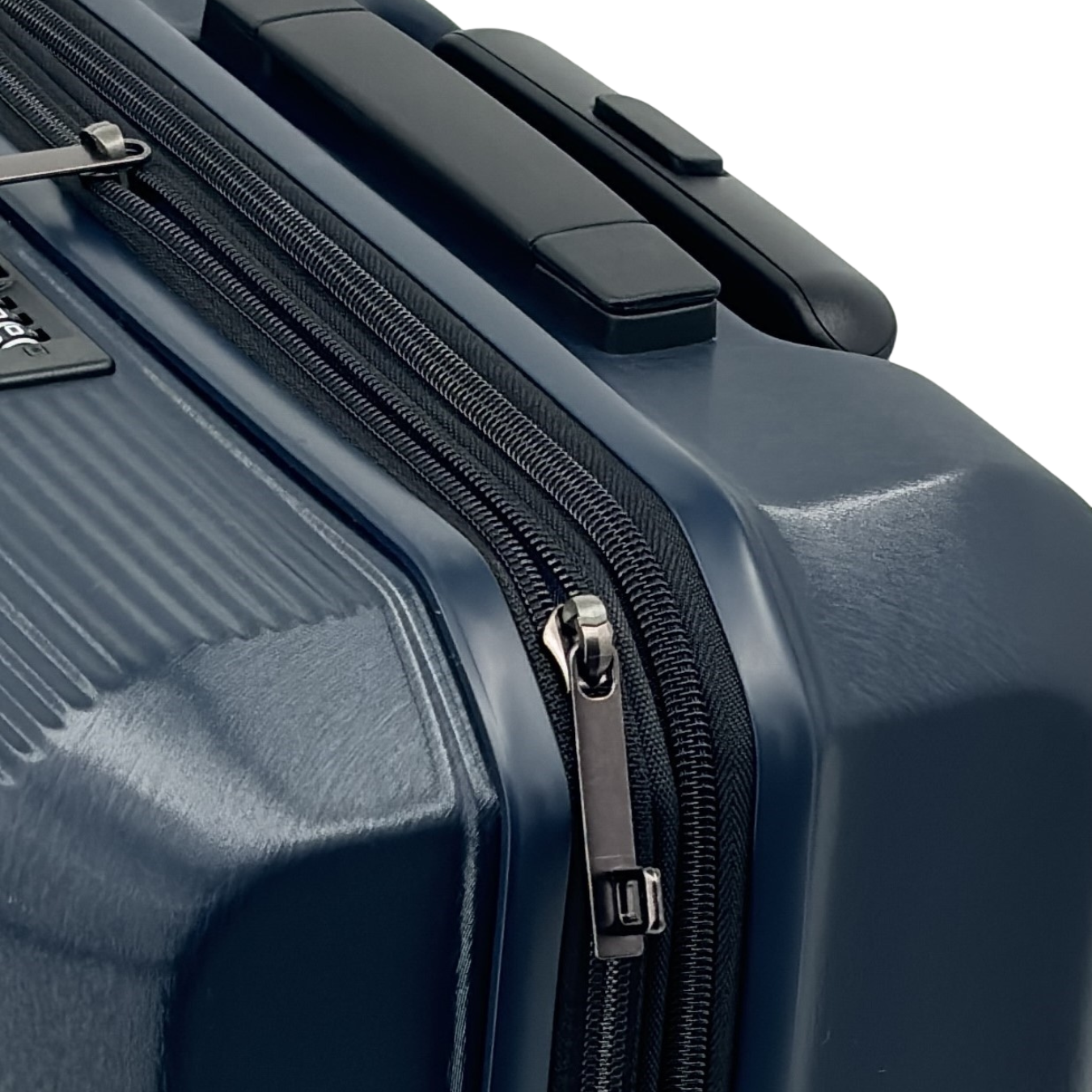 [レンタル] [5-8泊向けサイズ]グランプラス Grand＋ K2 (EXP) Mサイズ 70L/拡張時80L ハード スーツケースの宅配レンタル - 16