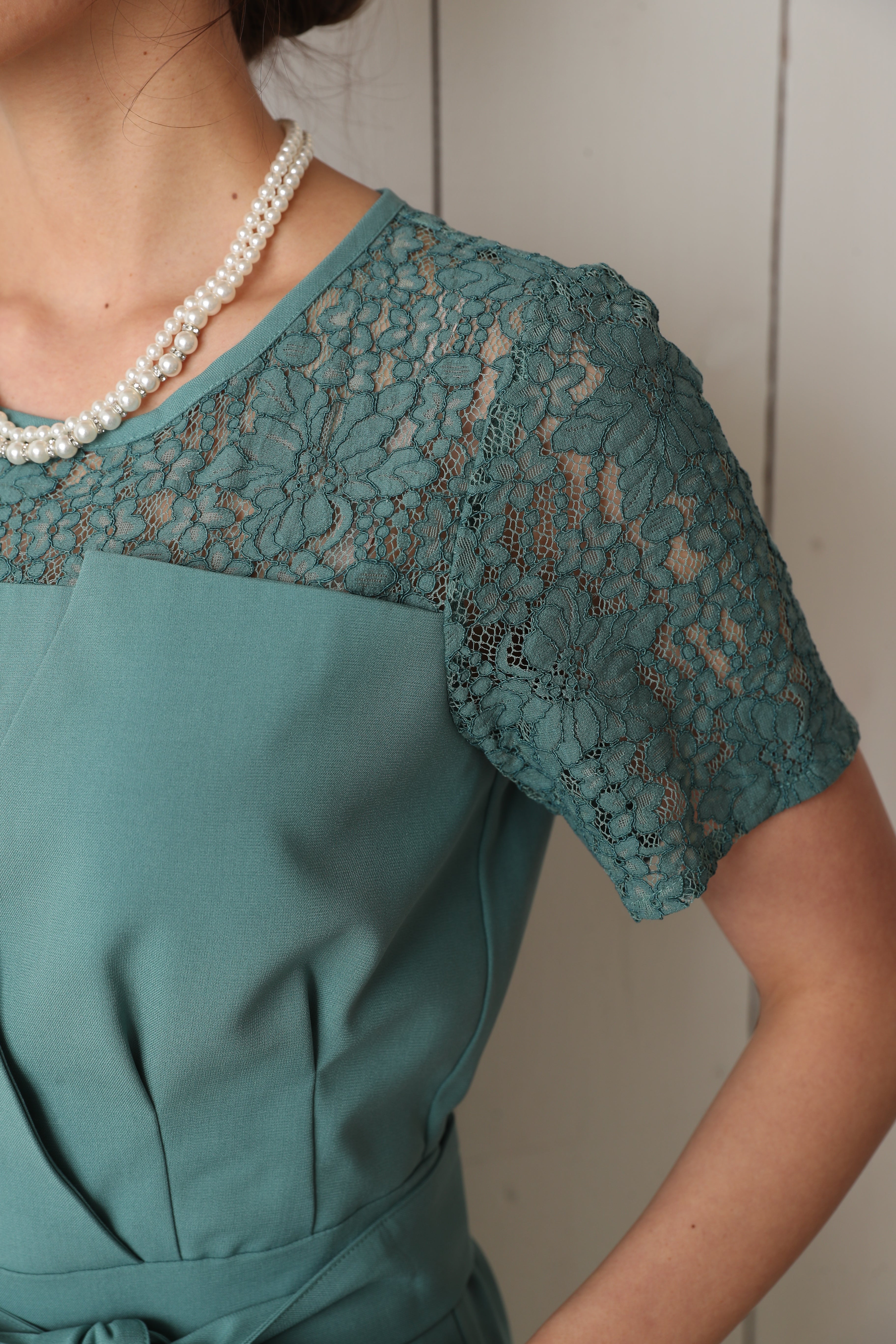 [レンタル] BELINDA DE CAPRIS 袖付きタックテーパード オールインワン パンツドレス ミントの宅配レンタル - 43