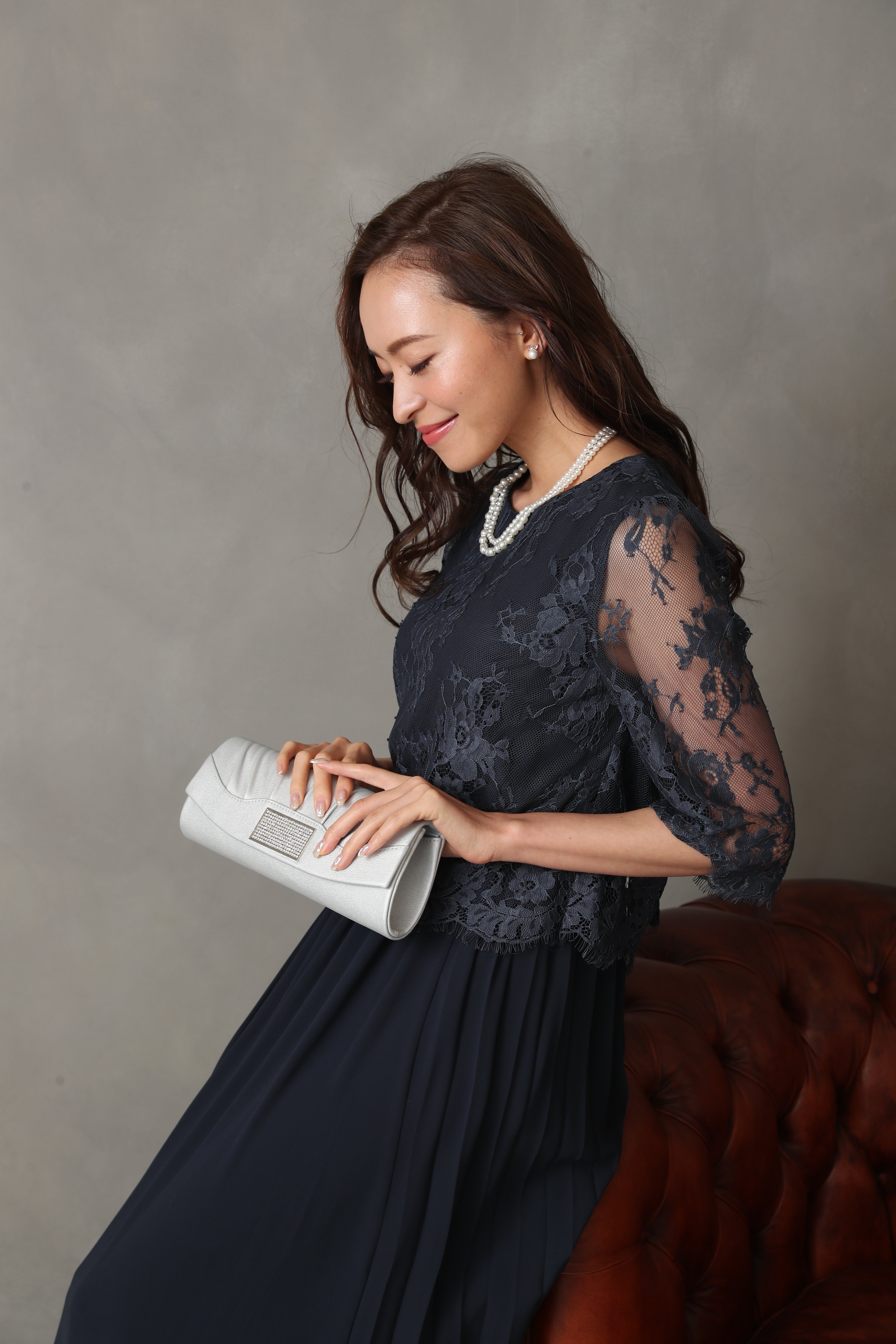 [レンタル] BELINDA DE CAPRIS サイドプリーツ レーススリーブ ワンピースドレス ネイビーの宅配レンタル - 42