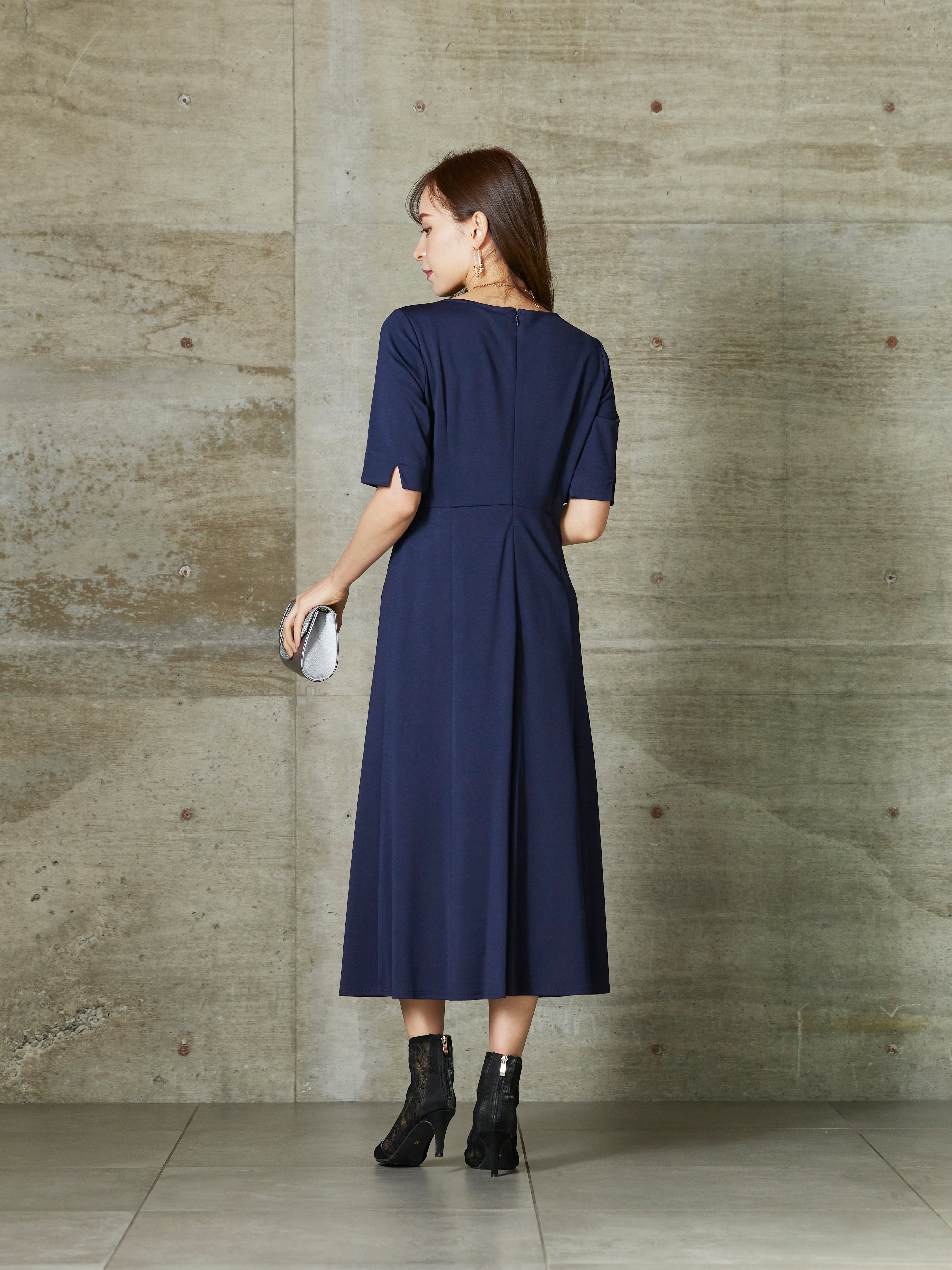 [レンタル] BELINDA DE CAPRIS Uネック ワンピースドレス ネイビーの宅配レンタル - 2
