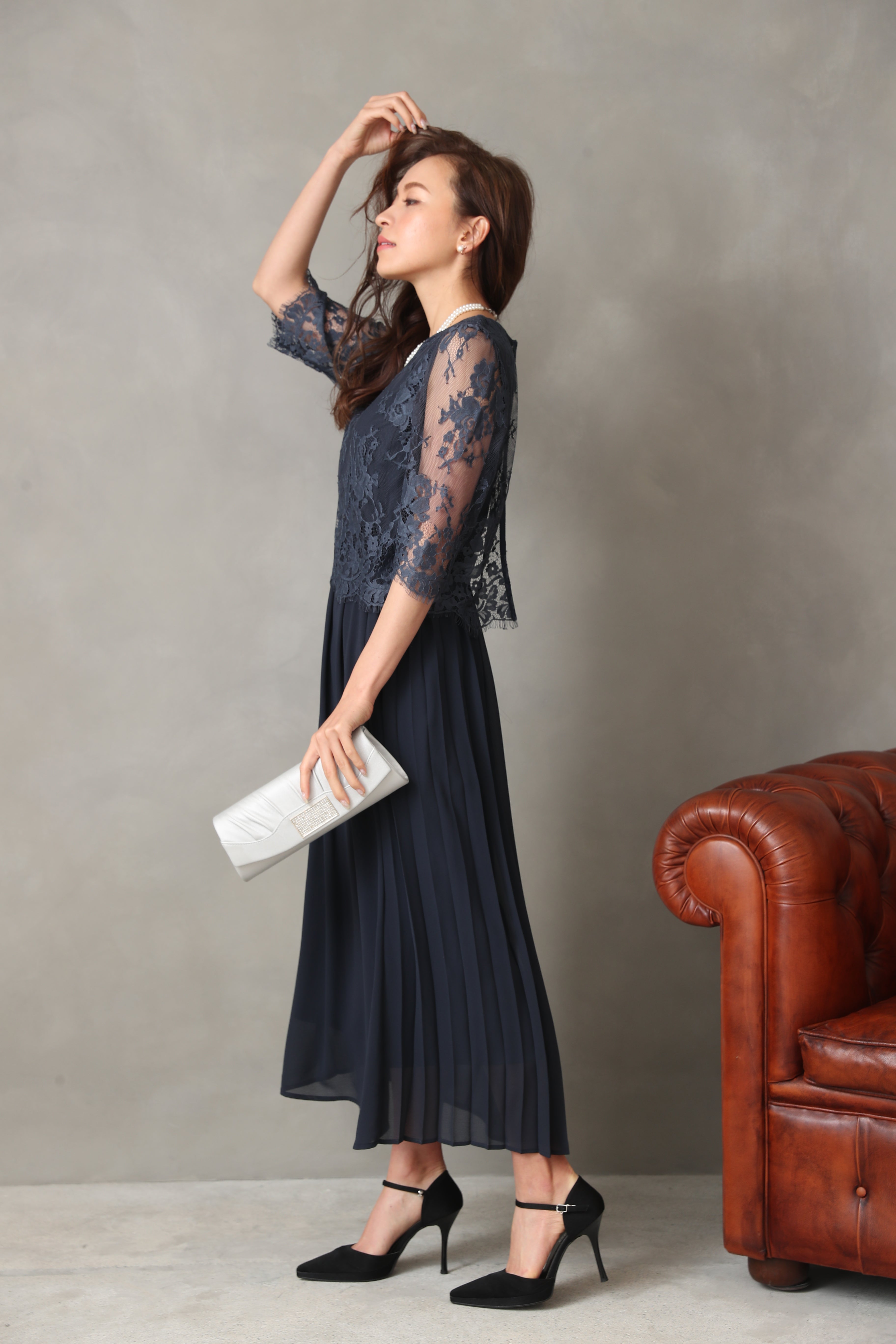 レンタル] BELINDA DE CAPRIS サイドプリーツ レーススリーブ