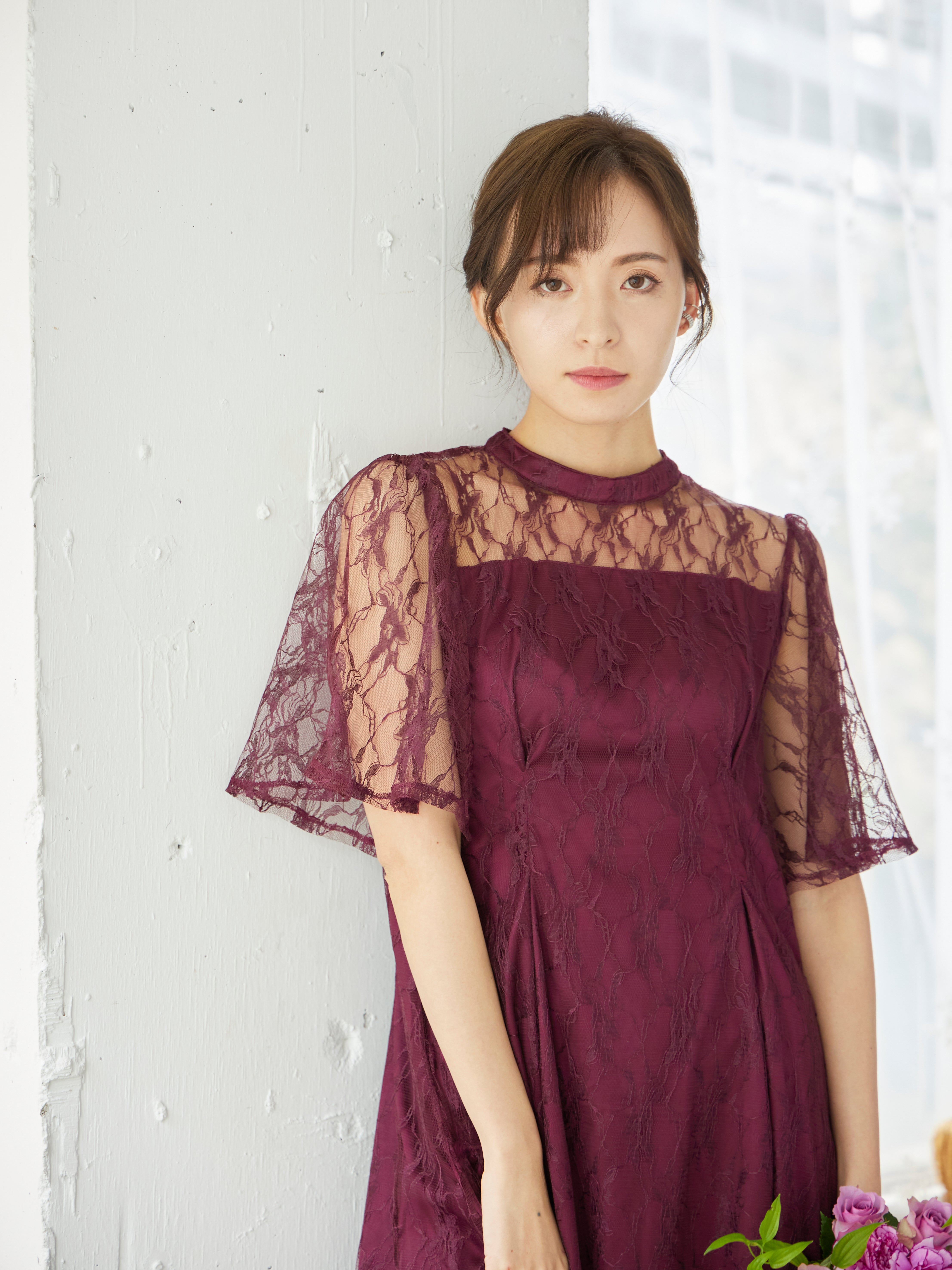 [レンタル] BELINDA DE CAPRIS 総レースフレア袖 ハイネック ワンピースドレス ワインレッドの宅配レンタル - 20