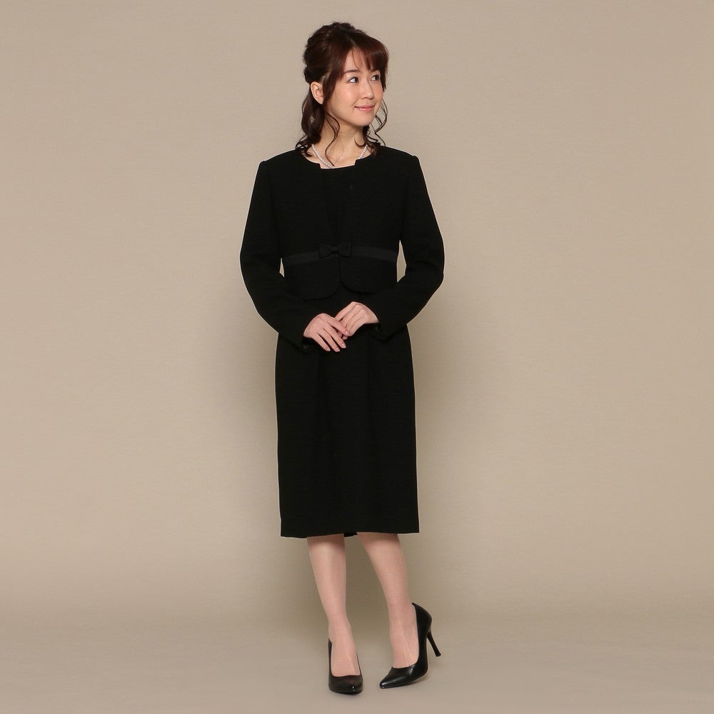 [レンタル] ロイヤルパーティー ワンピーススーツ3点セット(ジャケット+ワンピース+リボンブローチ) フォーマルブラックの宅配レンタル - 2