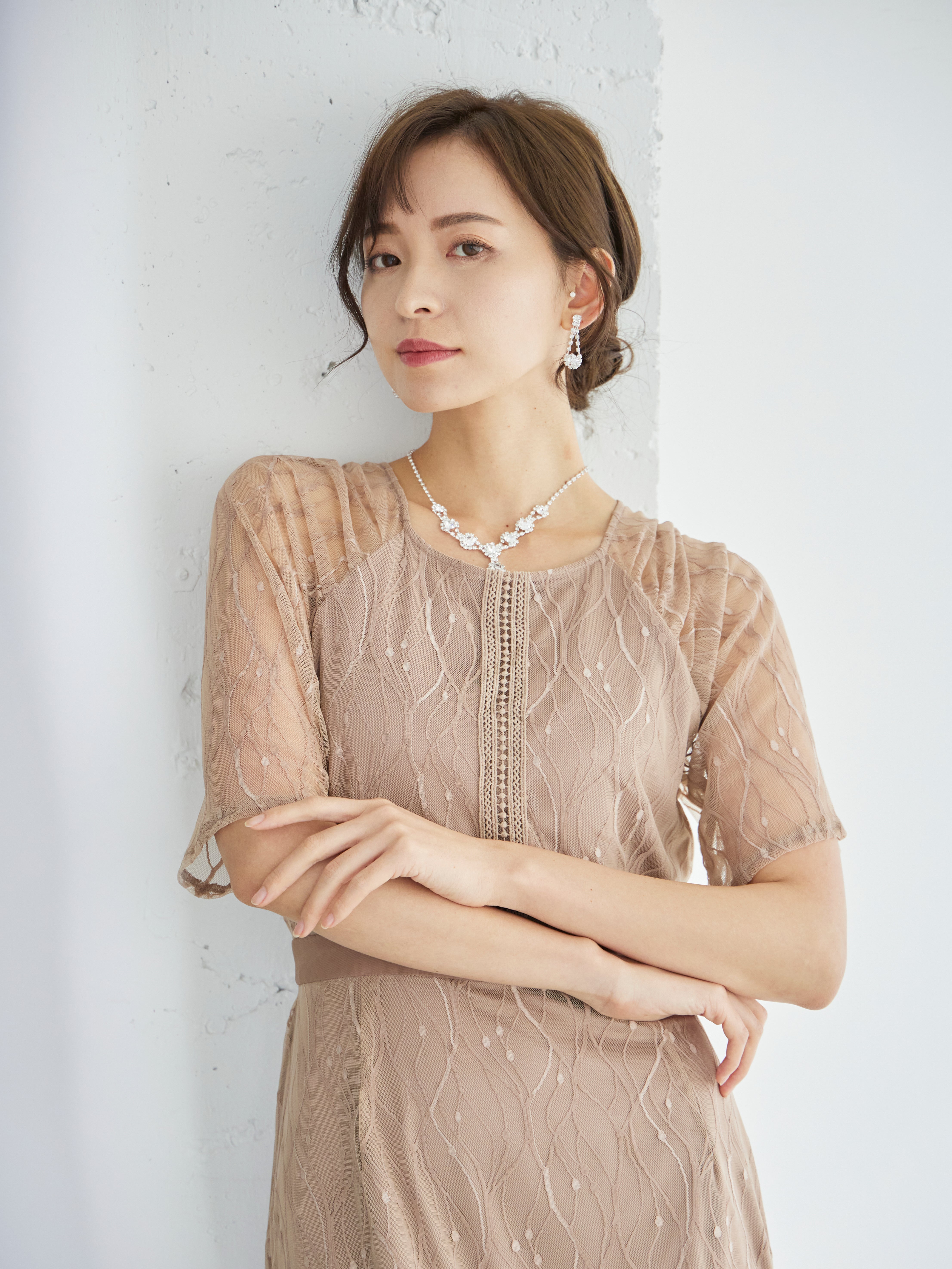 [レンタル] BELINDA DE CAPRIS ラグランスリーブレース ワンピースドレス ベージュの宅配レンタル - 8