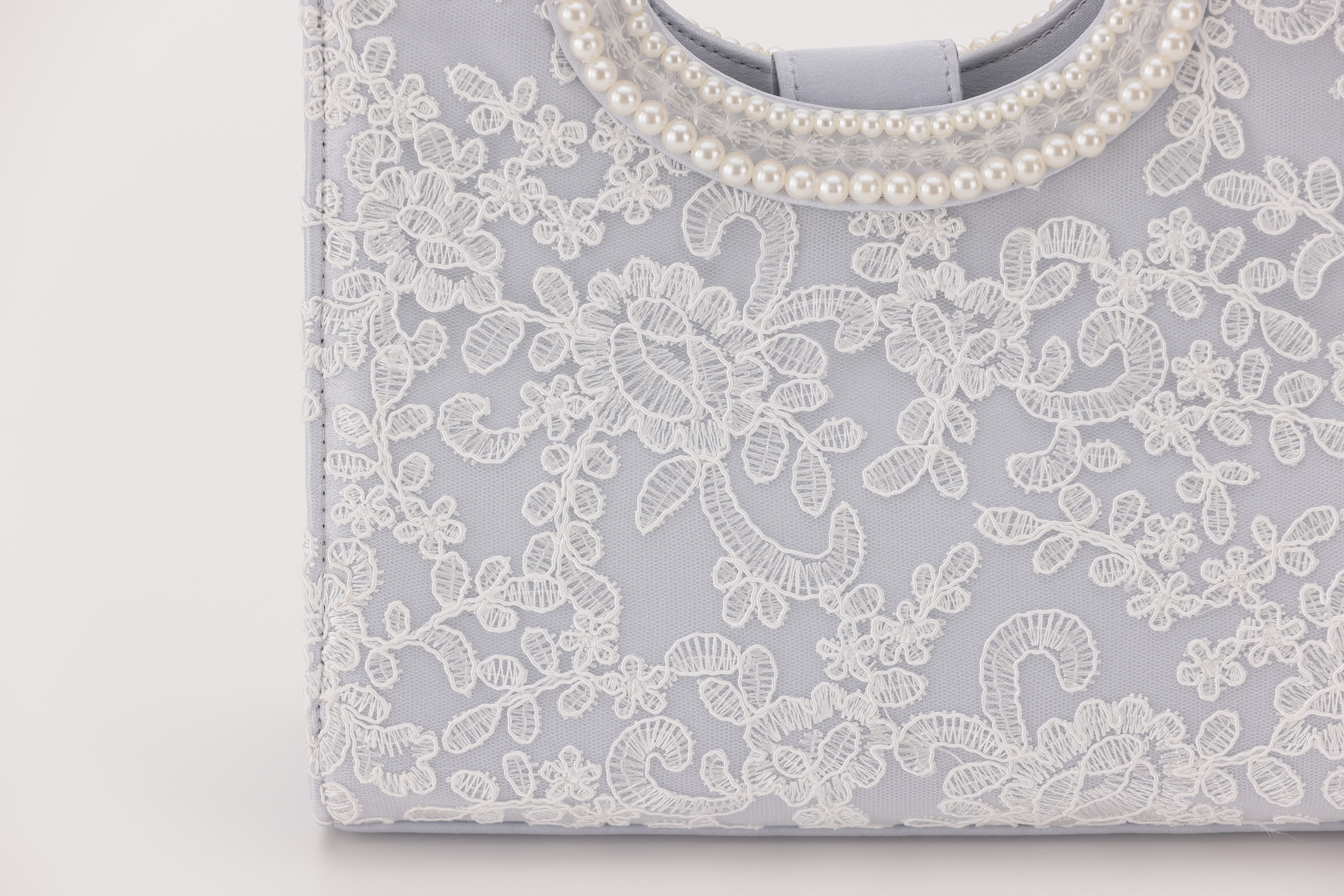 [レンタル] アートマリー ハンドパール刺繍パーティーバッグ シルバーの宅配レンタル - 6