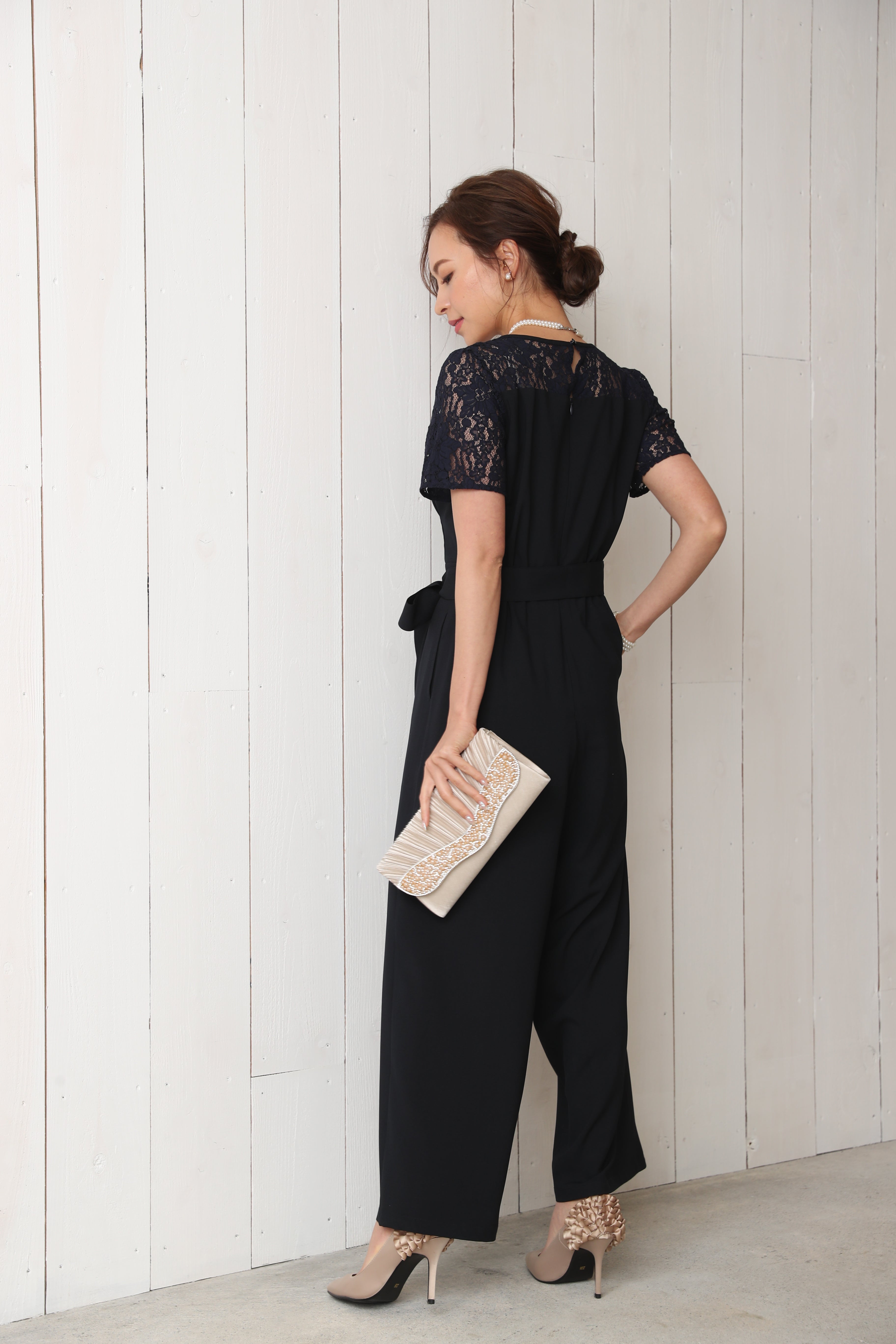 [レンタル] BELINDA DE CAPRIS 袖付きタックテーパード オールインワン パンツドレス ネイビーの宅配レンタル - 11