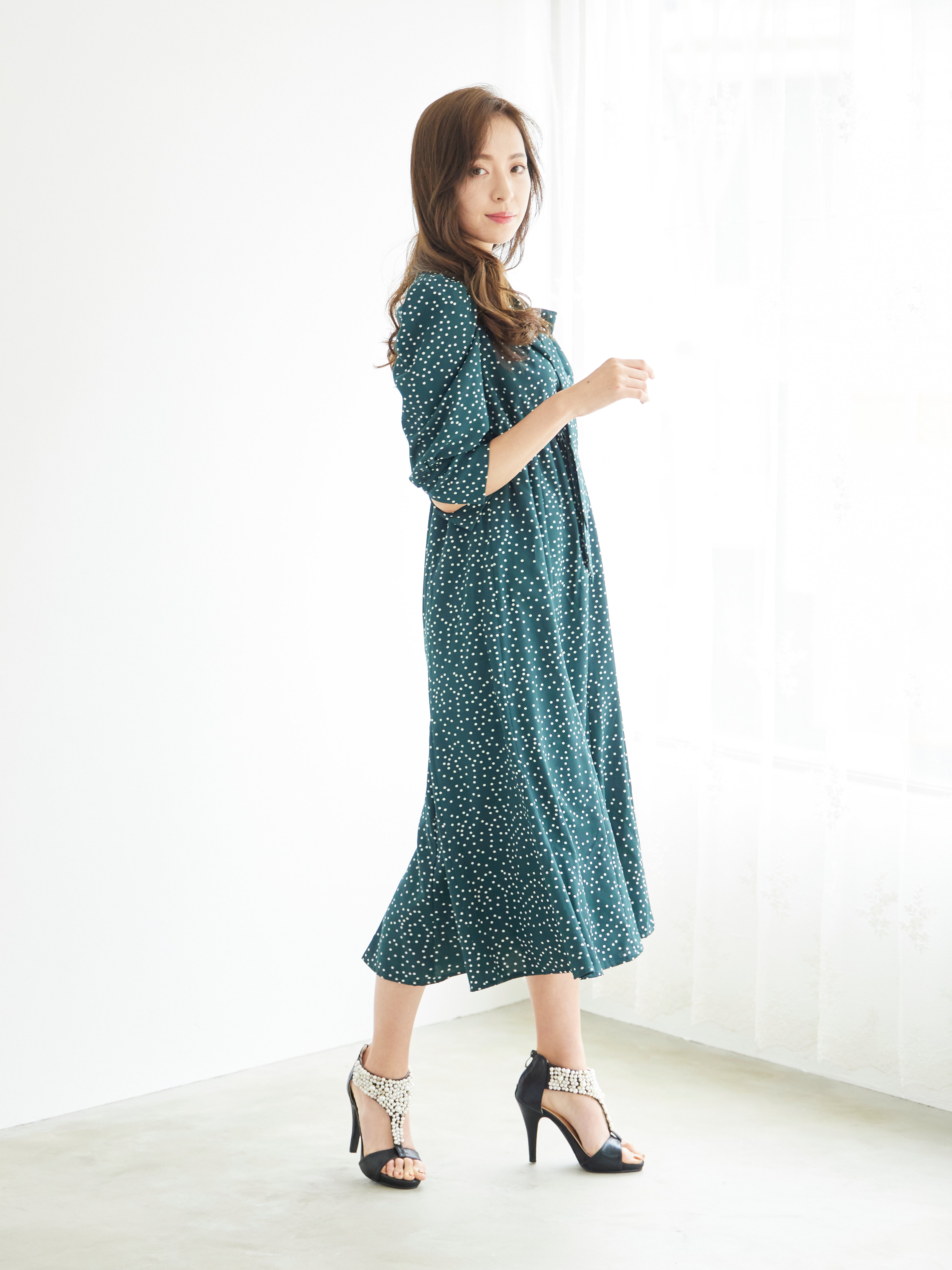 [レンタル] BELINDA DE CAPRIS ギャザースリーブ ドットワンピースドレス グリーンの宅配レンタル - 2