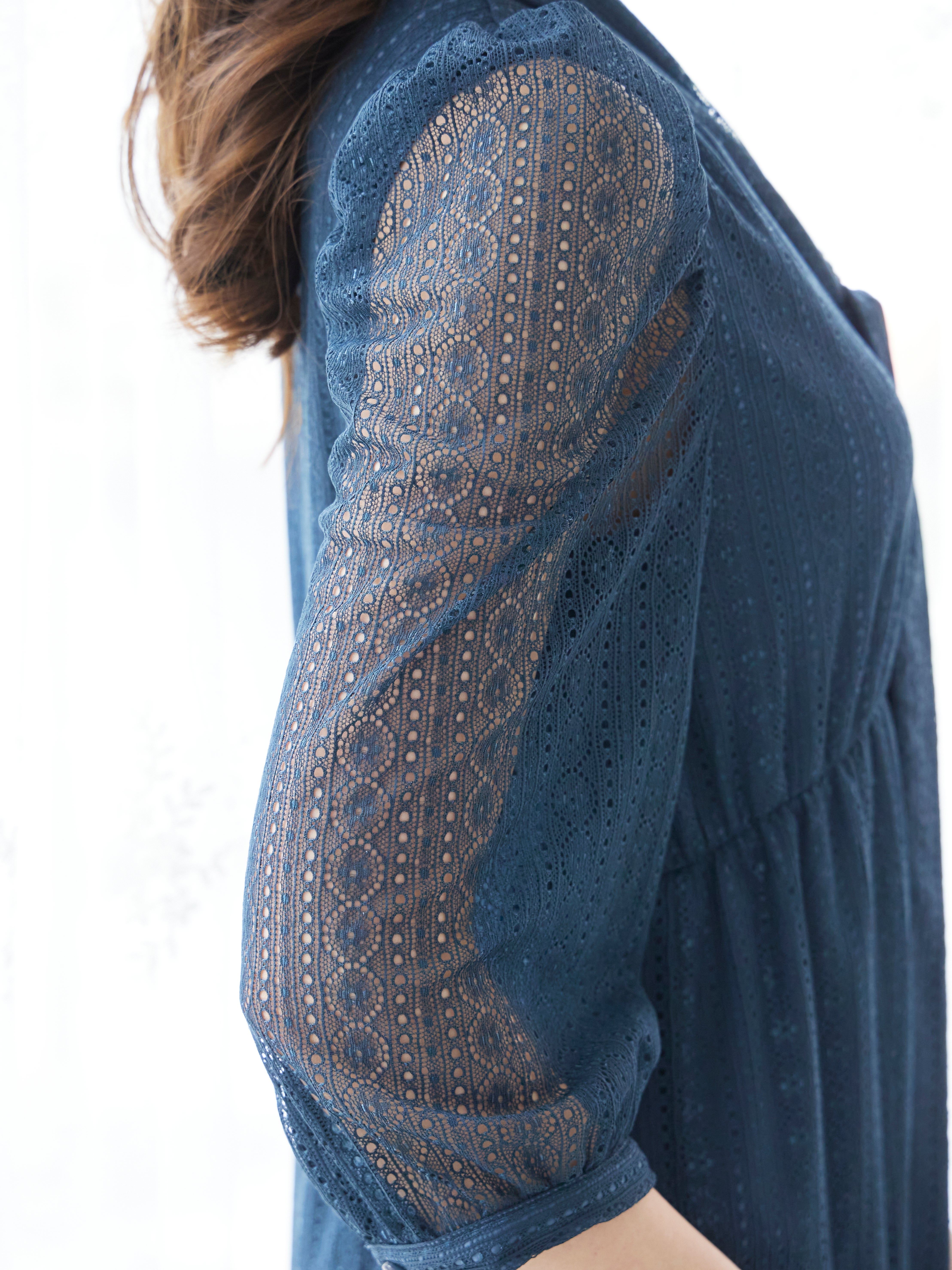 [レンタル] BELINDA DE CAPRIS リボン付きギャザースリーブ レースワンピースドレス ネイビーの宅配レンタル - 10