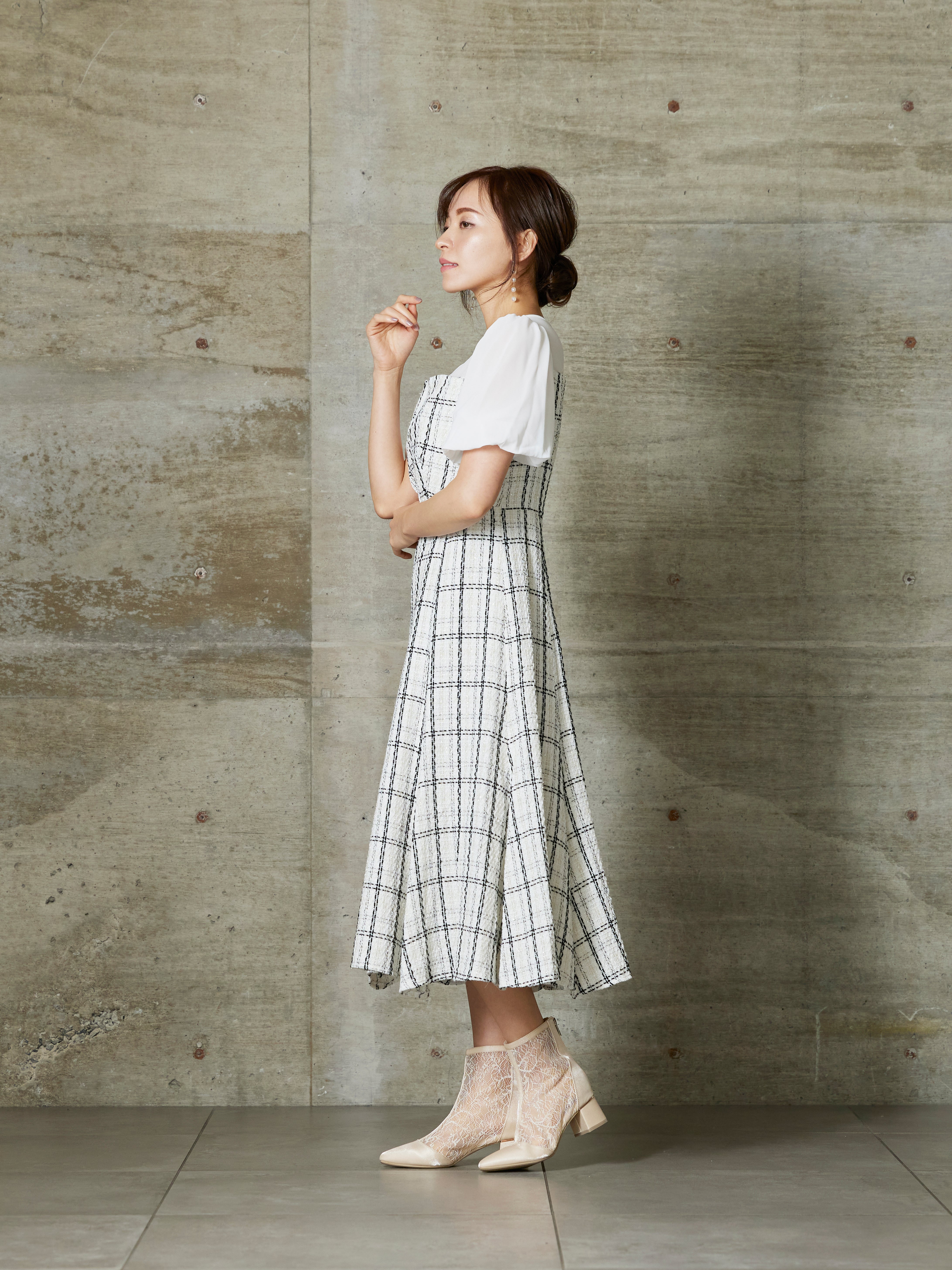 [レンタル] BELINDA DE CAPRIS ツイード ビスチェ風ワンピースドレス ホワイトの宅配レンタル - 2