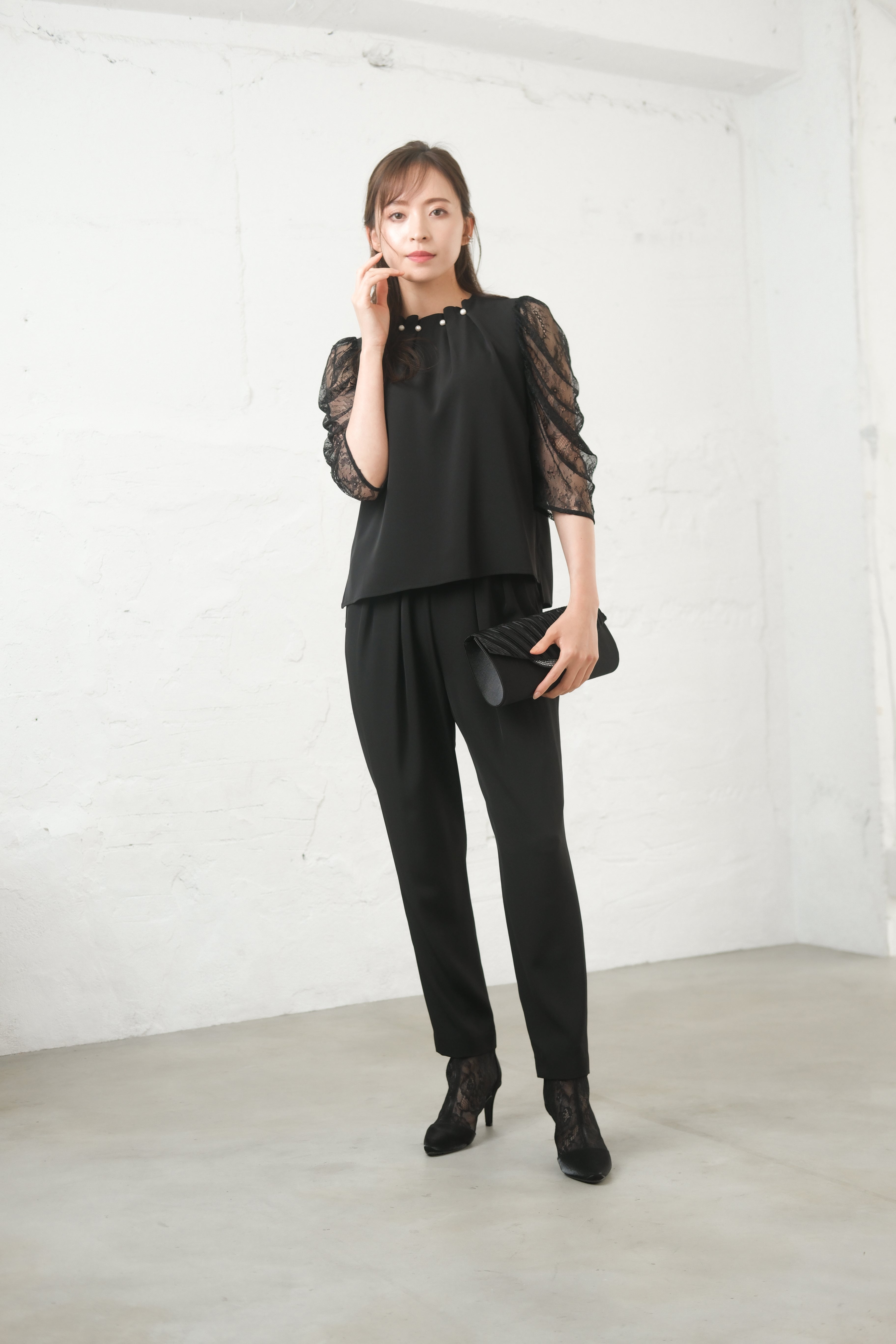 [レンタル] BELINDA DE CAPRIS パールボタン付き セットアップ パンツドレス ブラックの宅配レンタル - 9