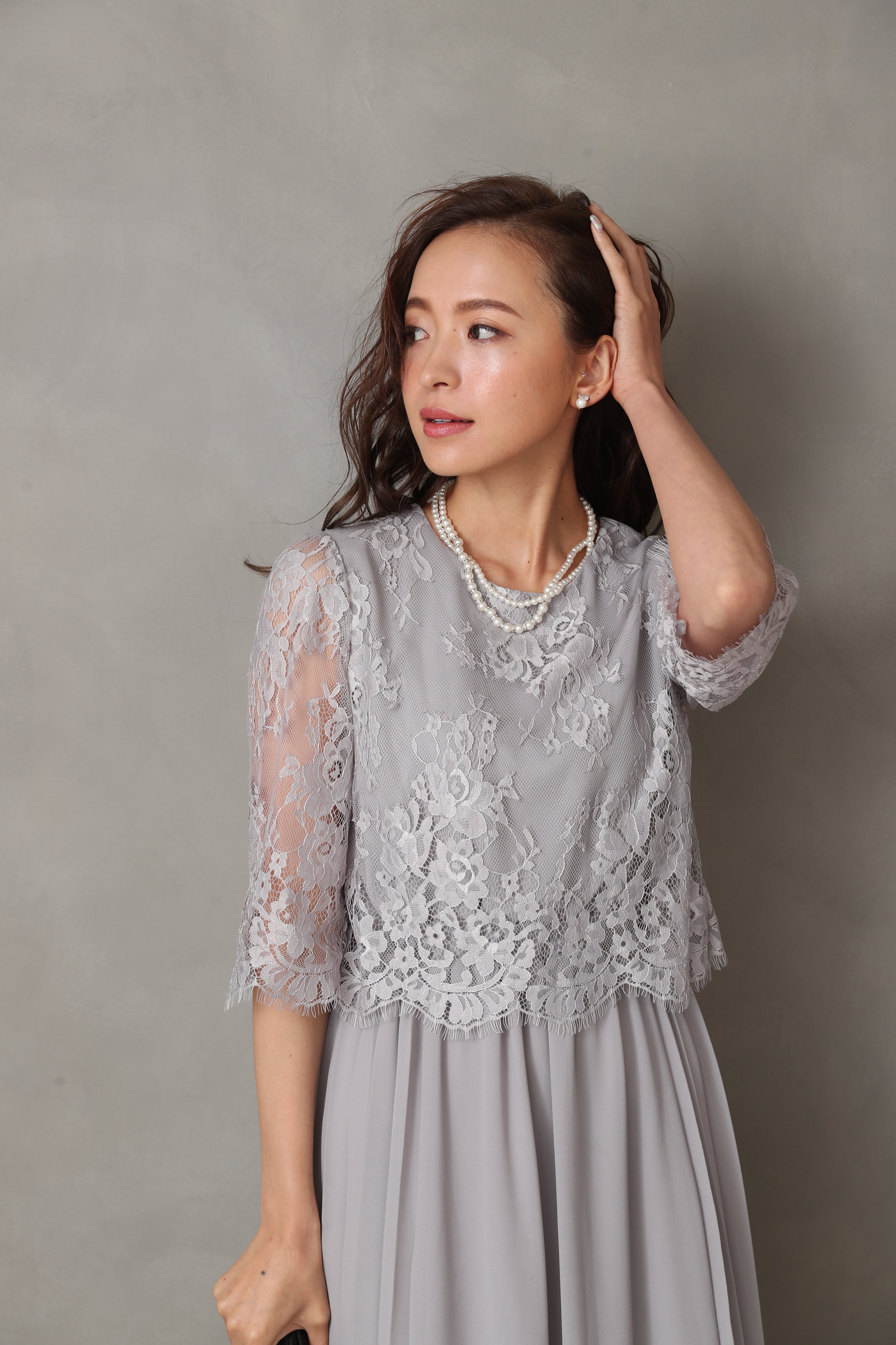 [レンタル] BELINDA DE CAPRIS サイドプリーツ レーススリーブ ワンピースドレス グレーの宅配レンタル - 27