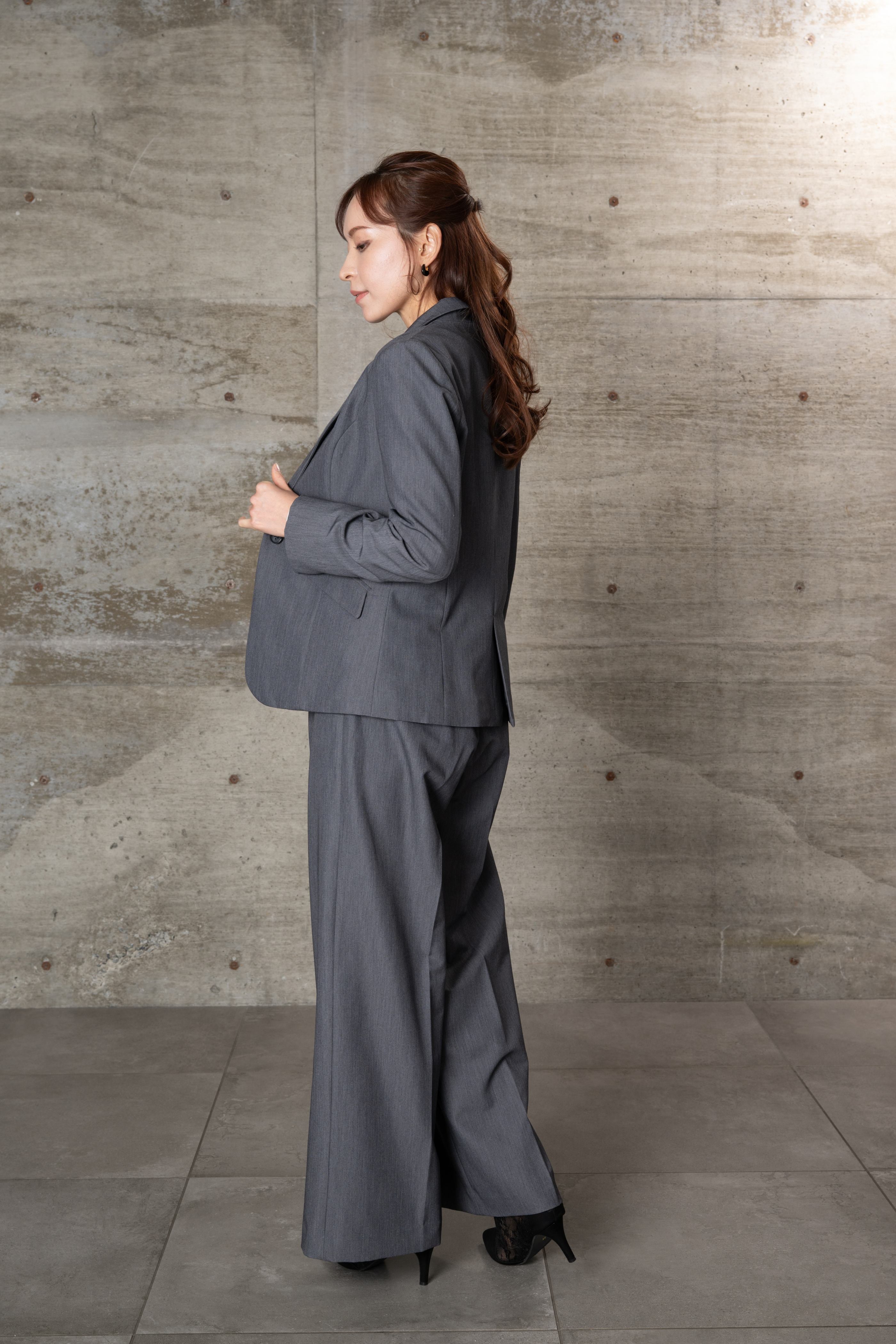 [レンタル] BELINDA DE CAPRIS テーラードジャケット ワイドパンツ2P レディーススーツの宅配レンタル - 10